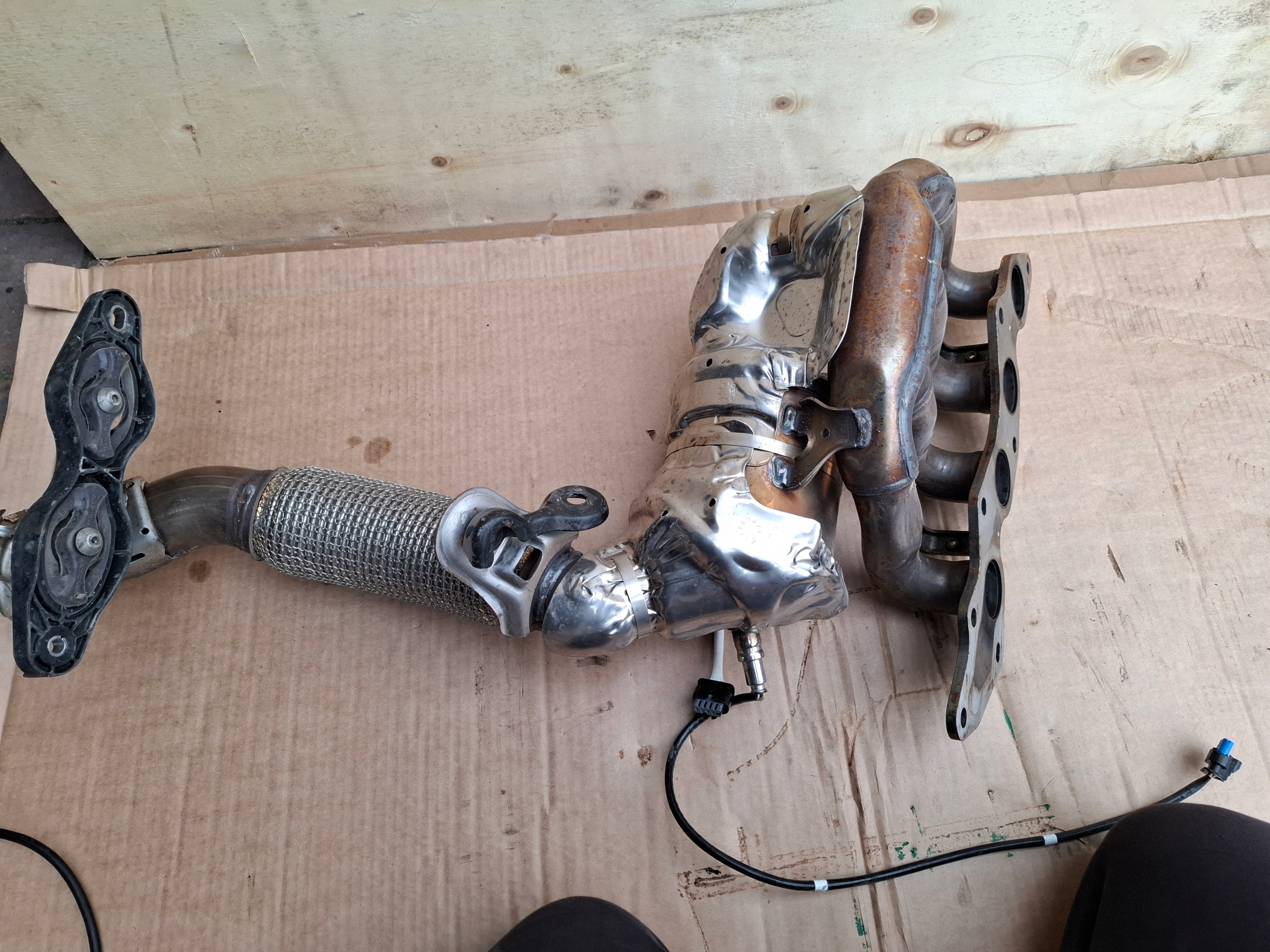 catalyst FORD Kuga MK3 2.5 Hybrid new NX68-5G232-BB