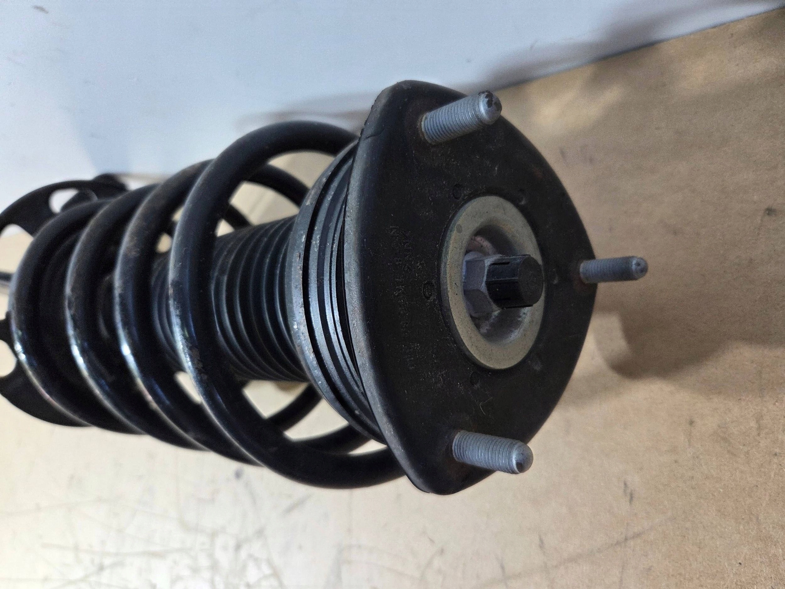 Mazda CX-5 shock absorber front right KB8T34760 (F796)