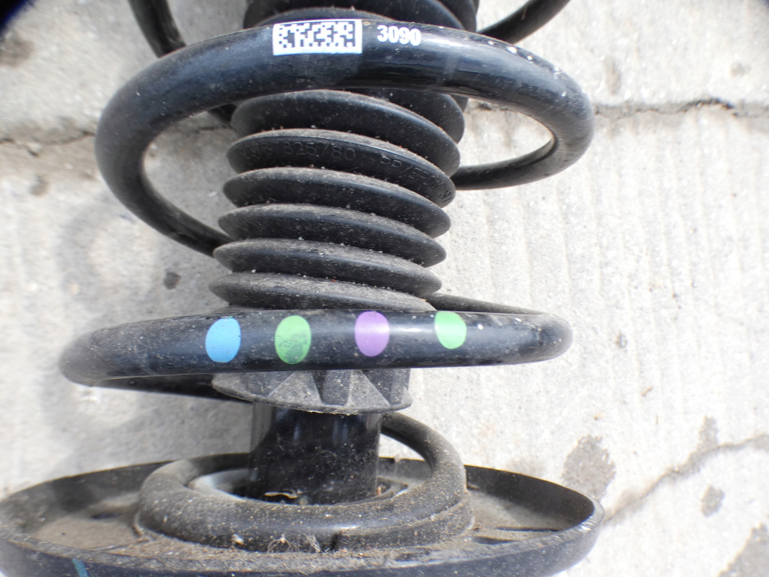 McPherson shock absorber spring left right front DS7 CROSSBACK 17- r.