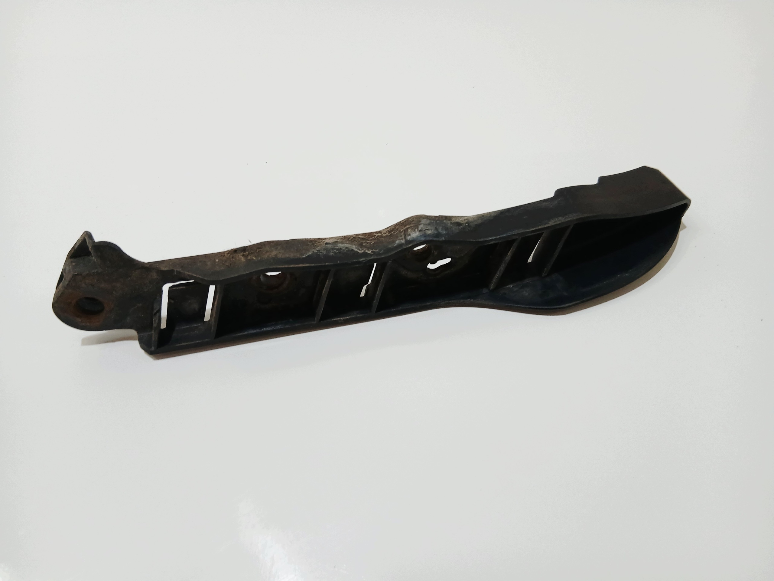 bumper bracket left front BMW E60 E61 LCI OE 7178077 (0000476)