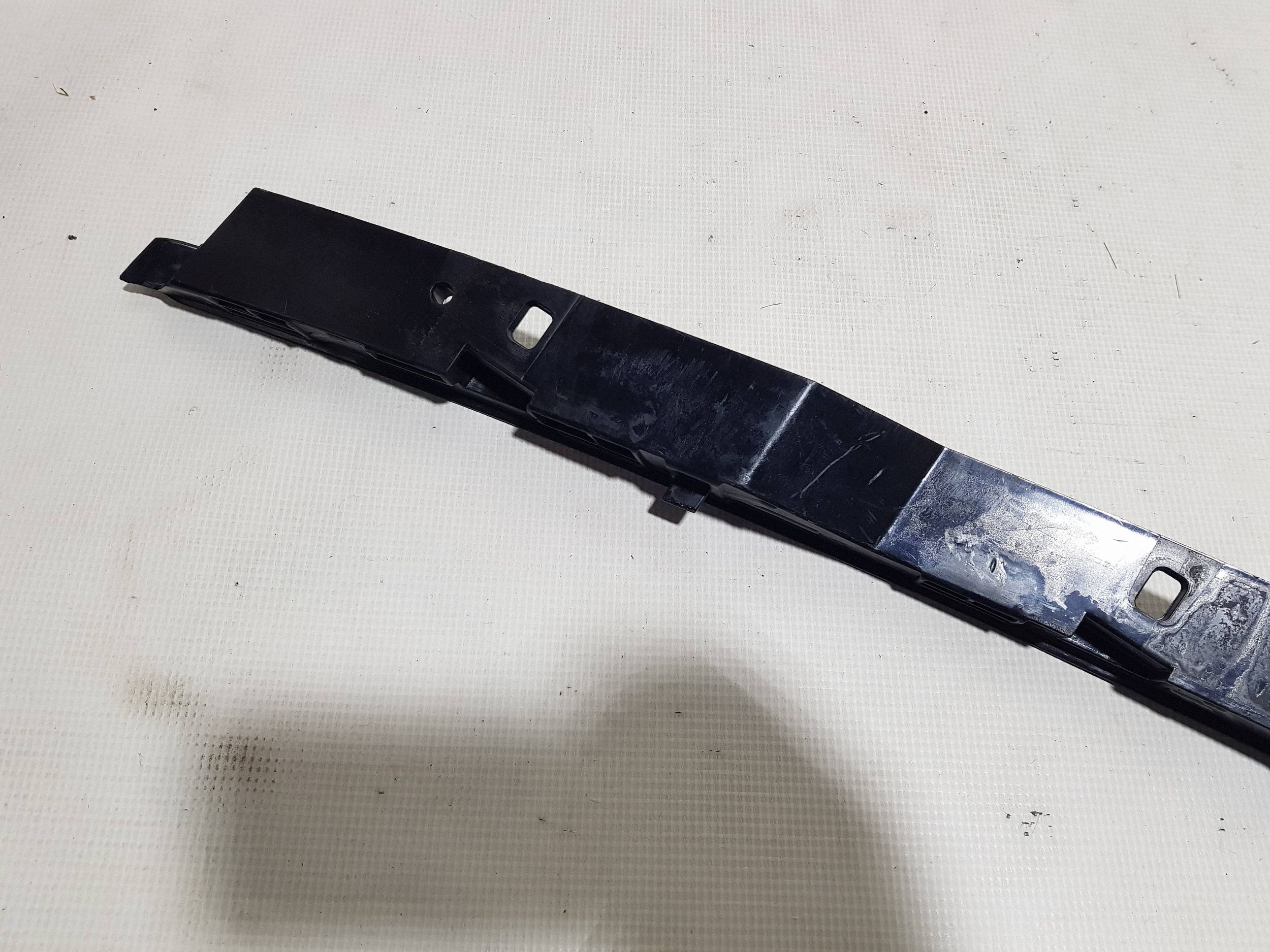 support bracket of a bumper front MERCEDES W218 CLS A2188853865