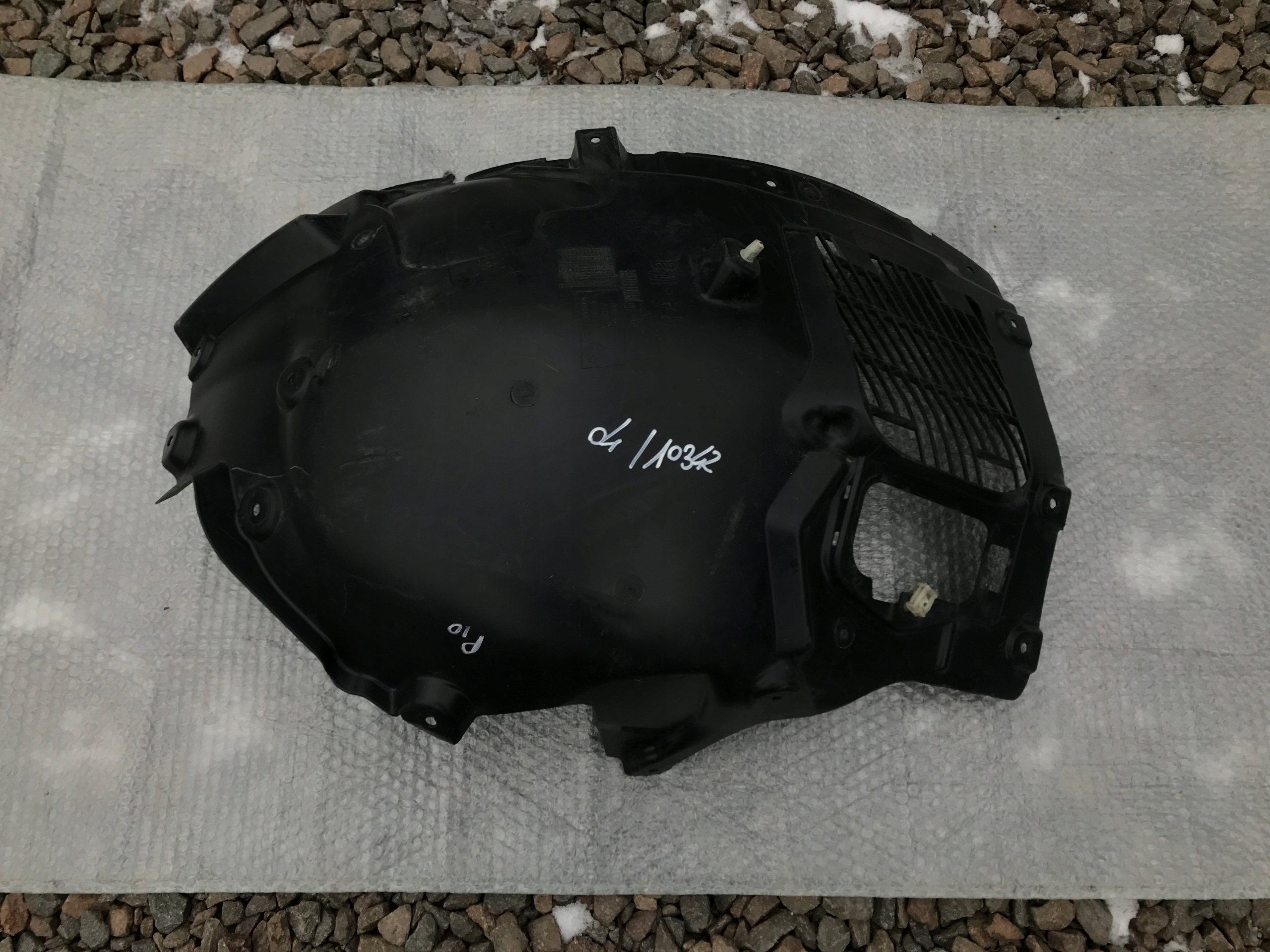 BMW M8 F91 F92 F93 LEWE NADOLE PRZÓD 2018-