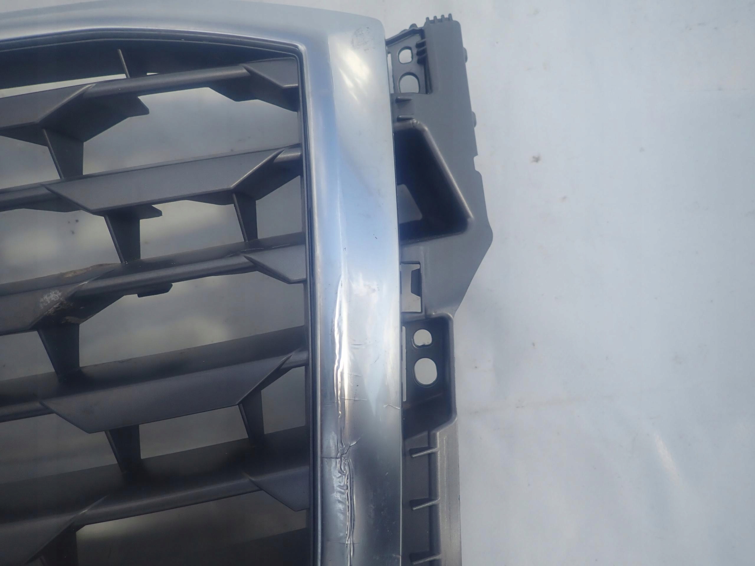 AUDI Q2 81A 16-> grill grille radiator