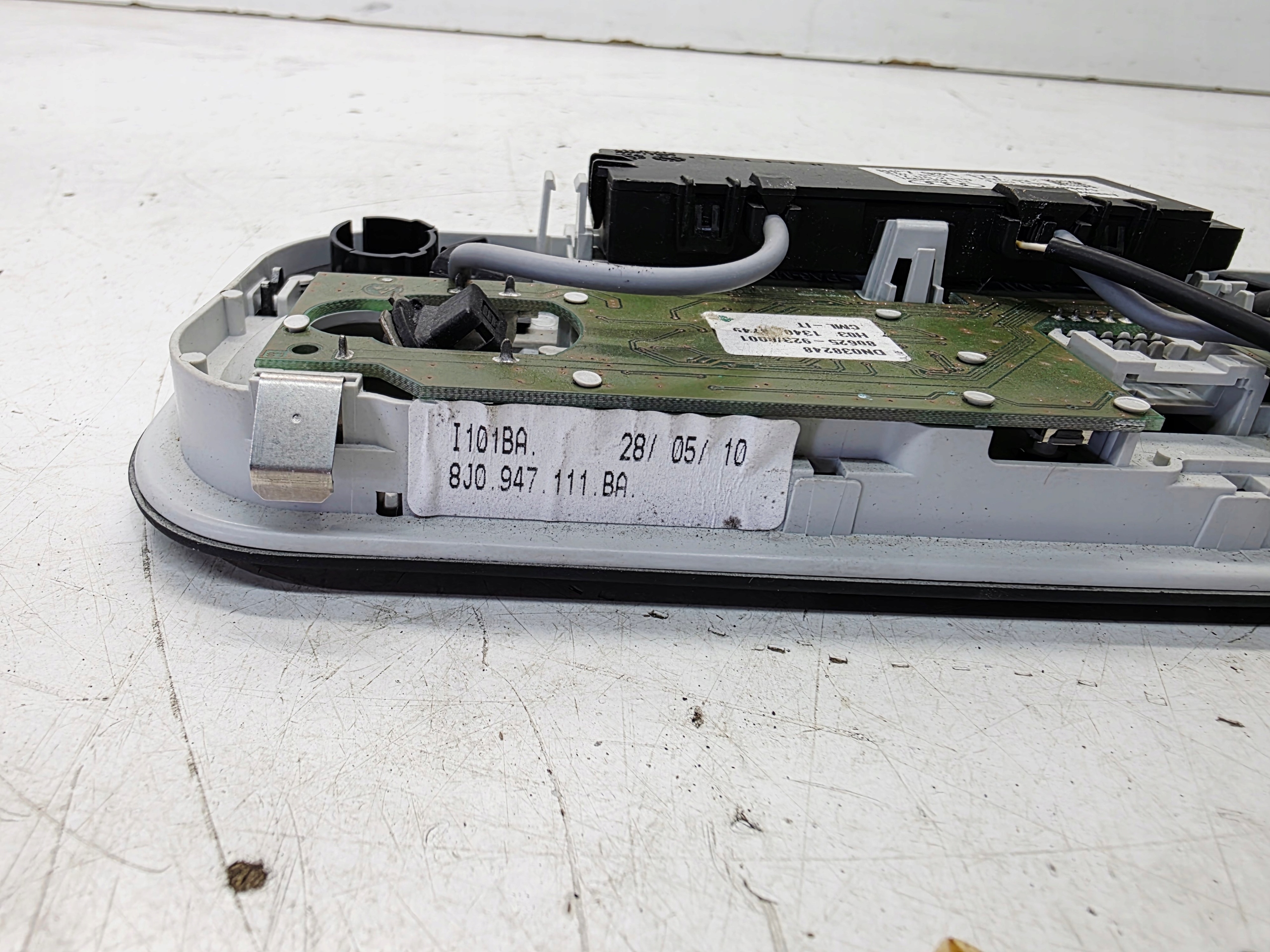 light lighting cabs AUDI A3 8P CABRIO TT 8J0947111BA 6PS