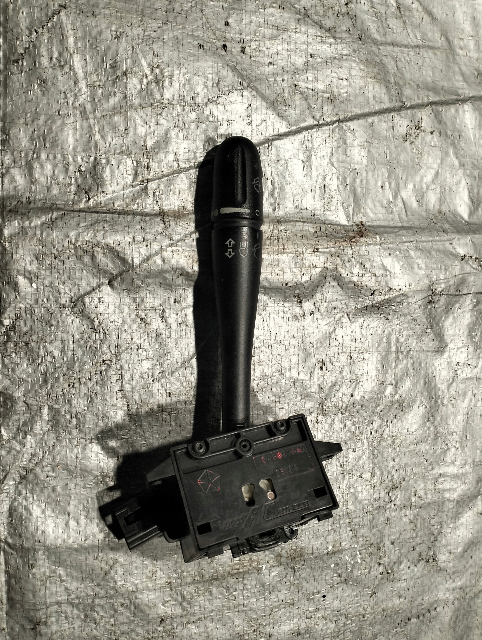 switch manetka kierunkow Chrysler Voyager III OE 04685711AA