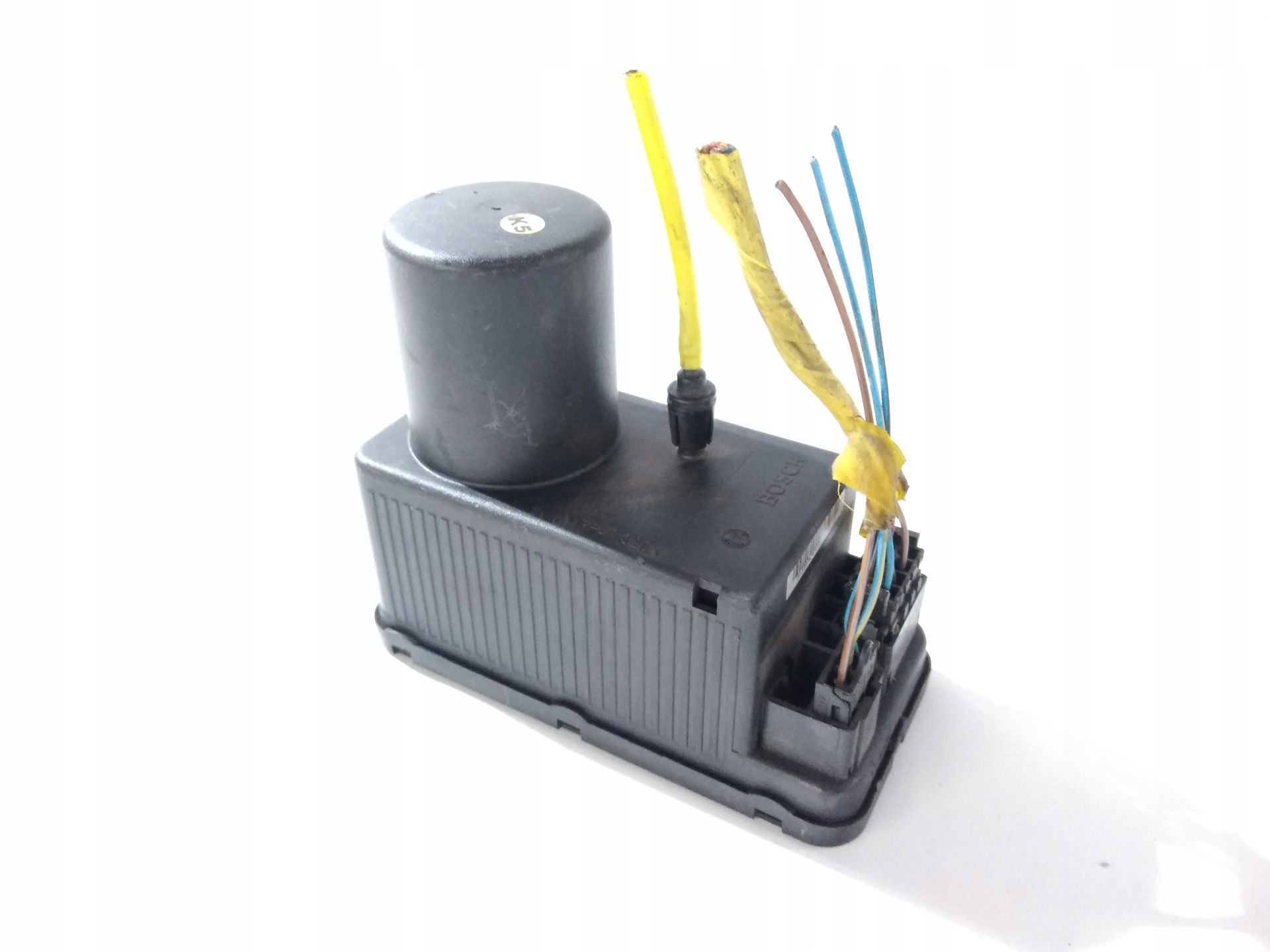 POMPKA CENTRALNEGO ZAMKA MERCEDES W202 0132006349