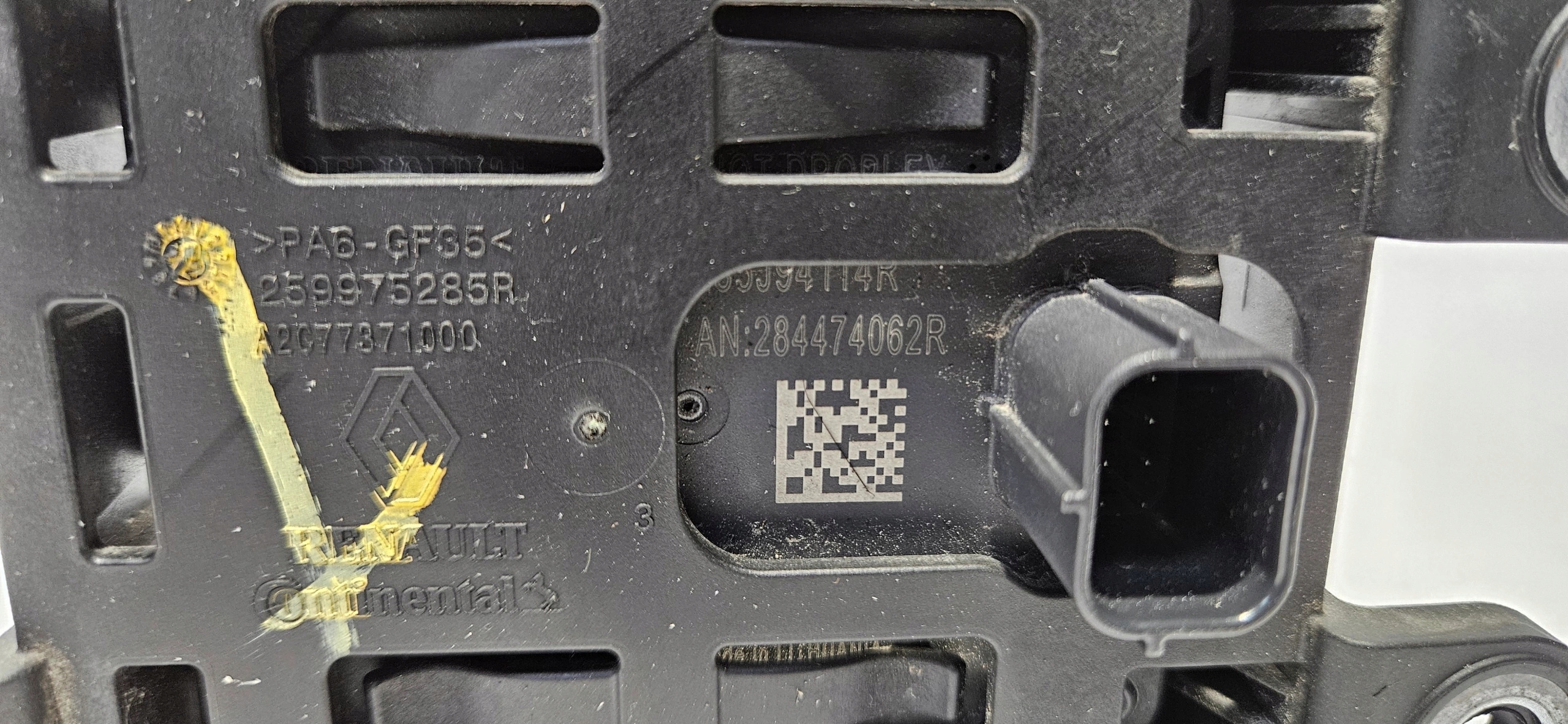 RADAR SENSOR ACC DISTRONIC DACIA SANDERO III JOGGER Originale 284474062R