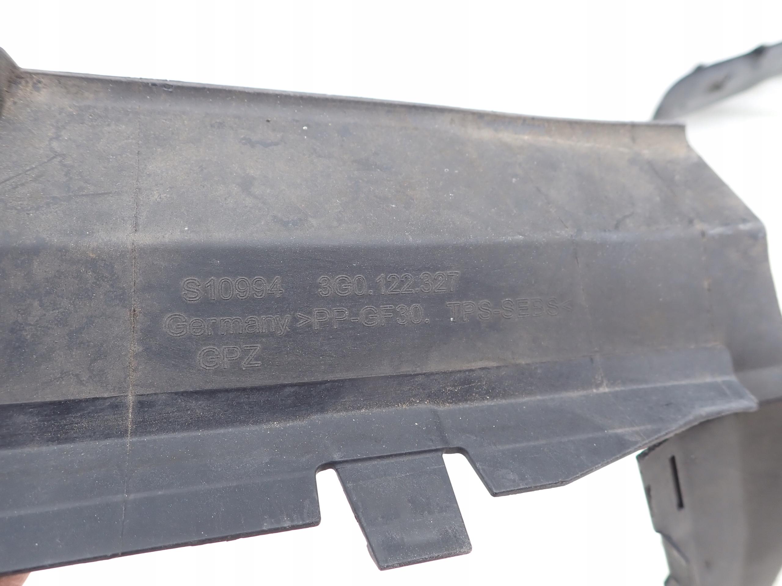 VW PASSAT B8 3G0 14- intake air blinds air line