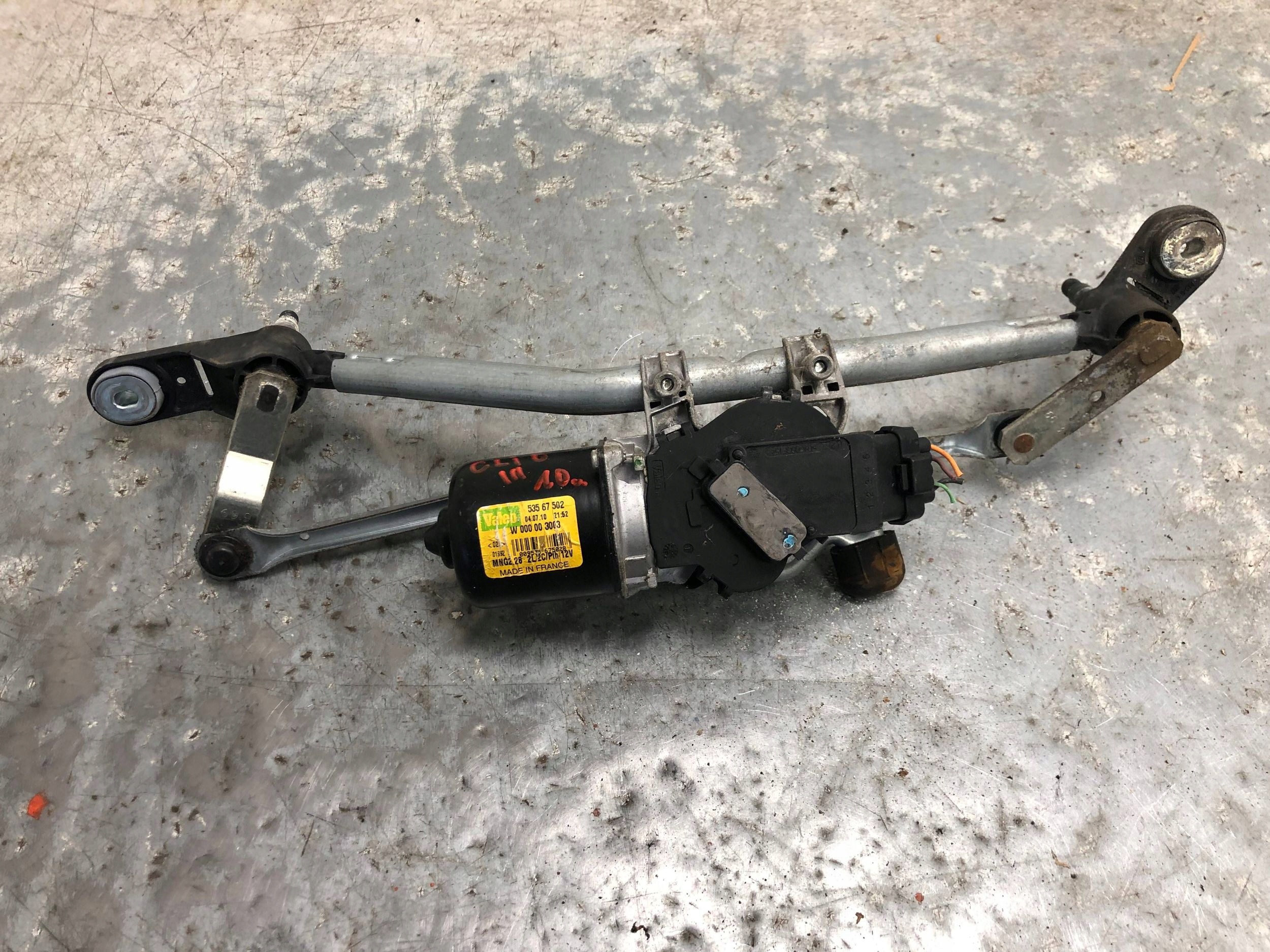 Wischergestänge RENAULT CLIO III 8200268931