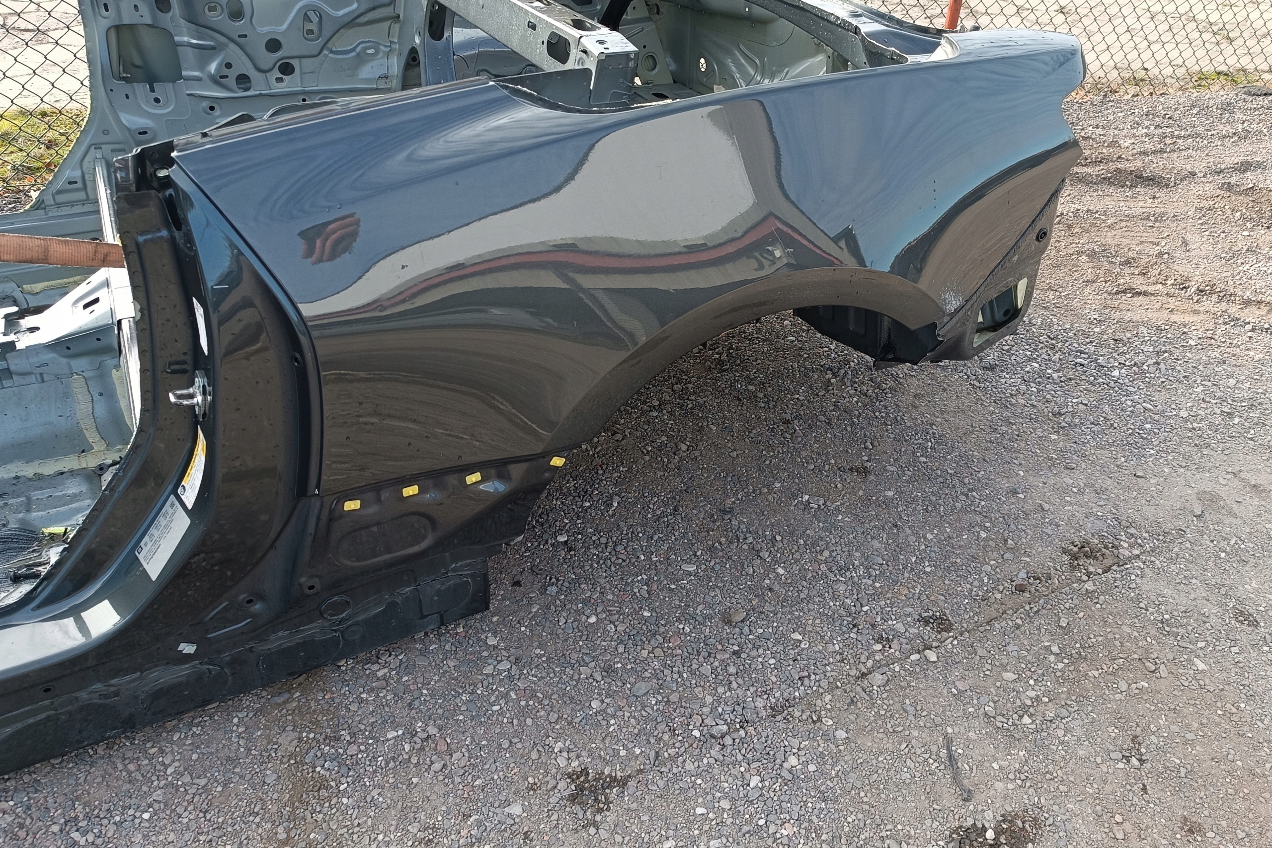 fender quarter left rear part rear left Chevrolet Camaro Cabrio 2016+