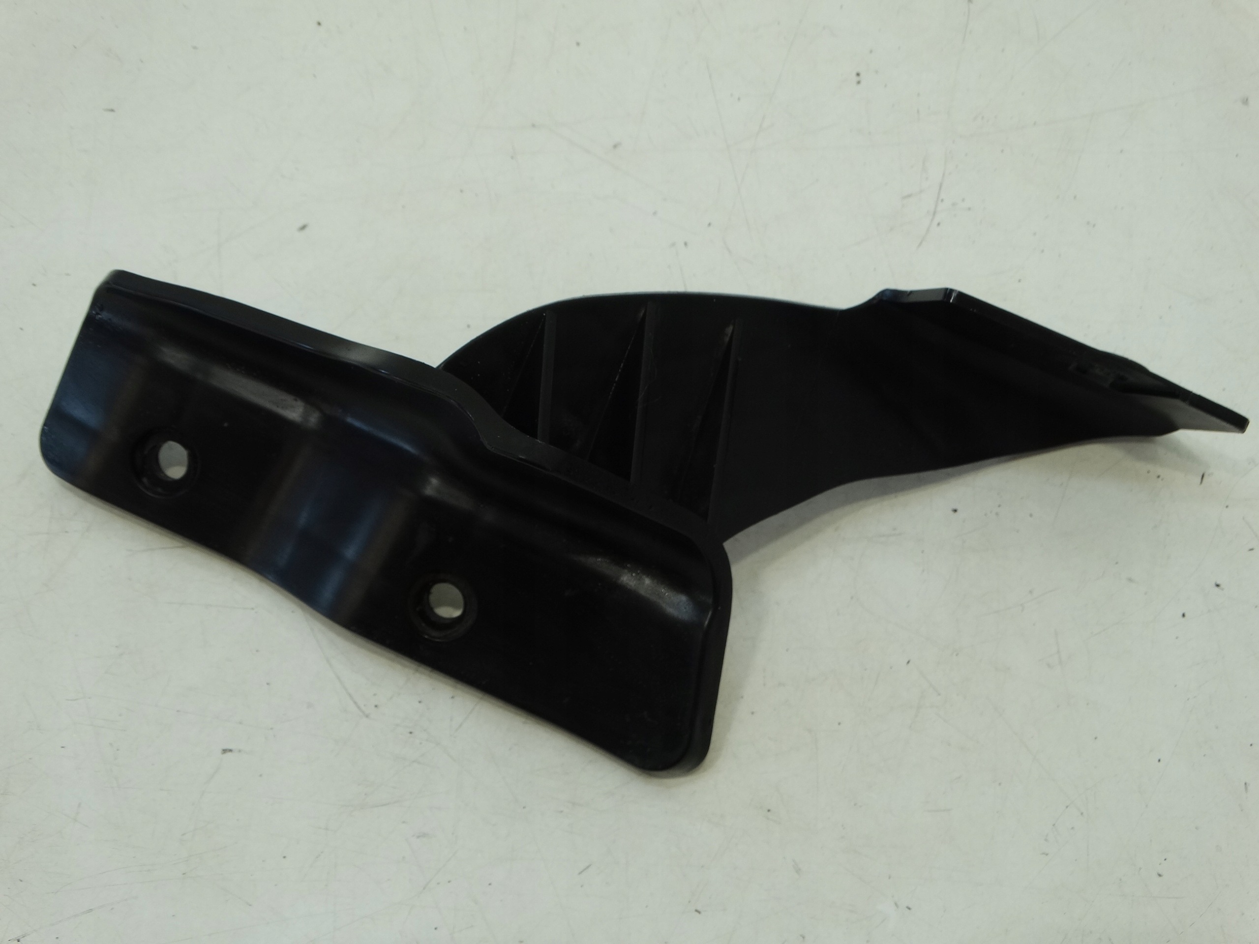 Supporto parafango sinistra Anteriore CITROEN C4 CACTUS 2016R. 9805295880