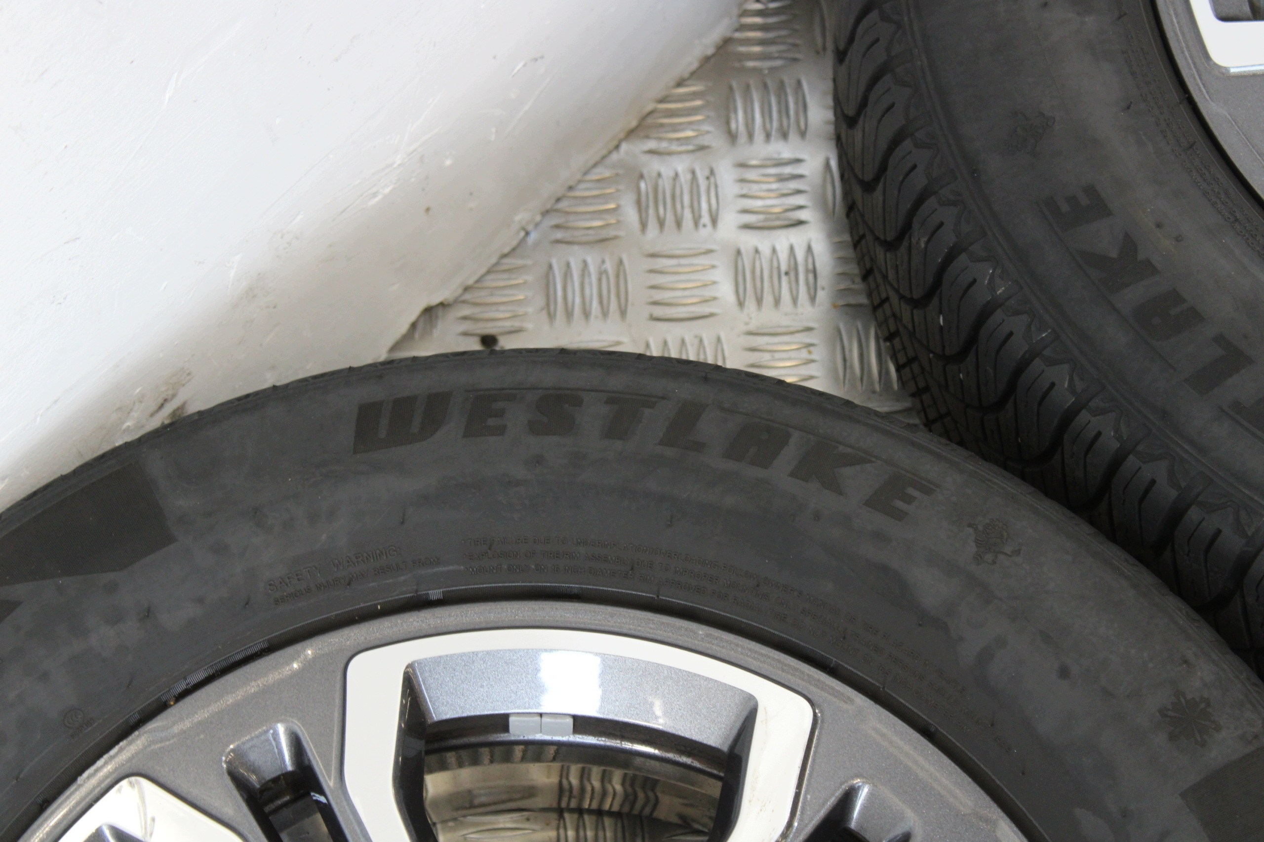 wheels discs discs 215/65 R16 JEEP RENEGADE