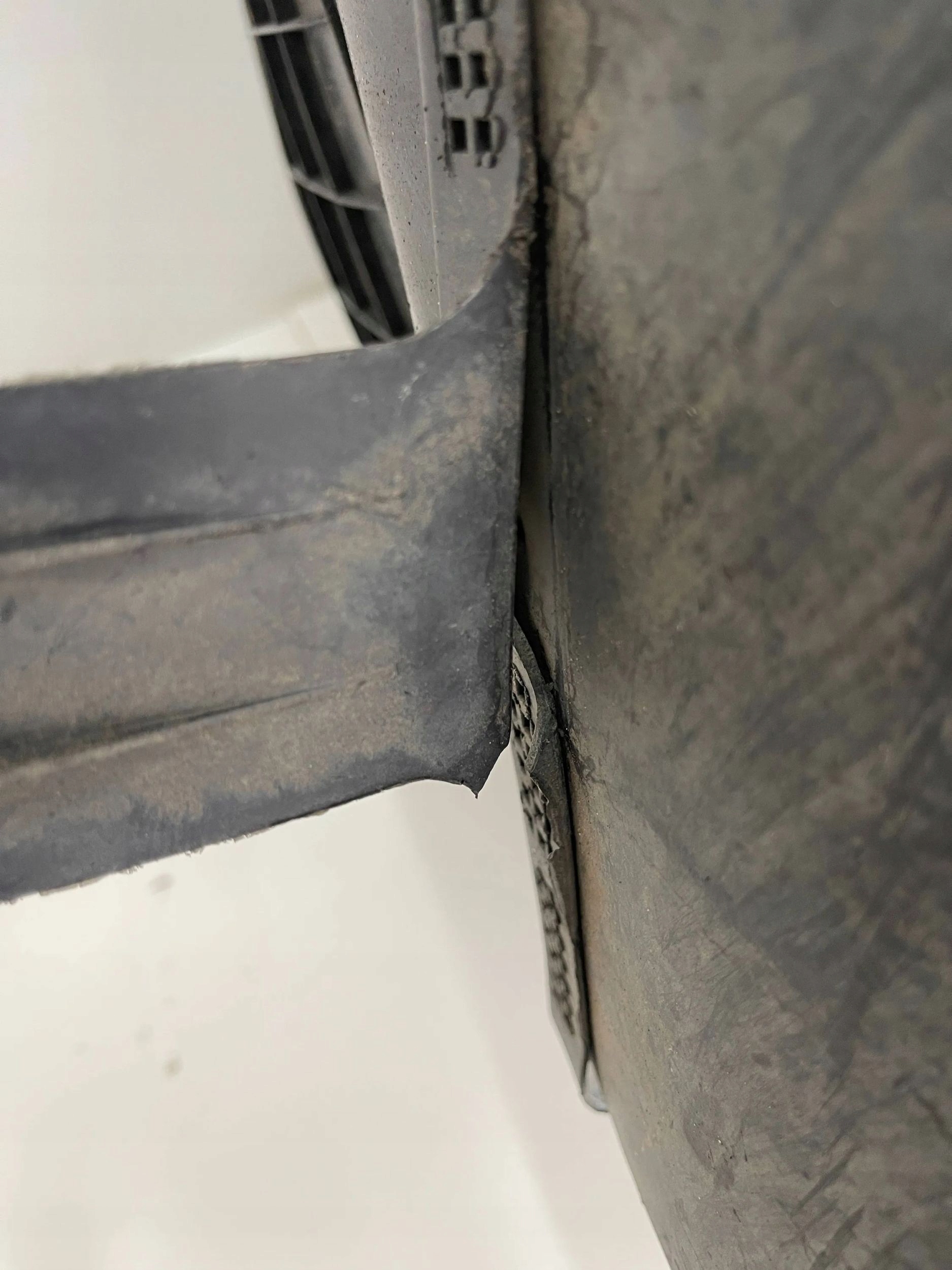mudguard front front left OPEL ASTRA J 4 09