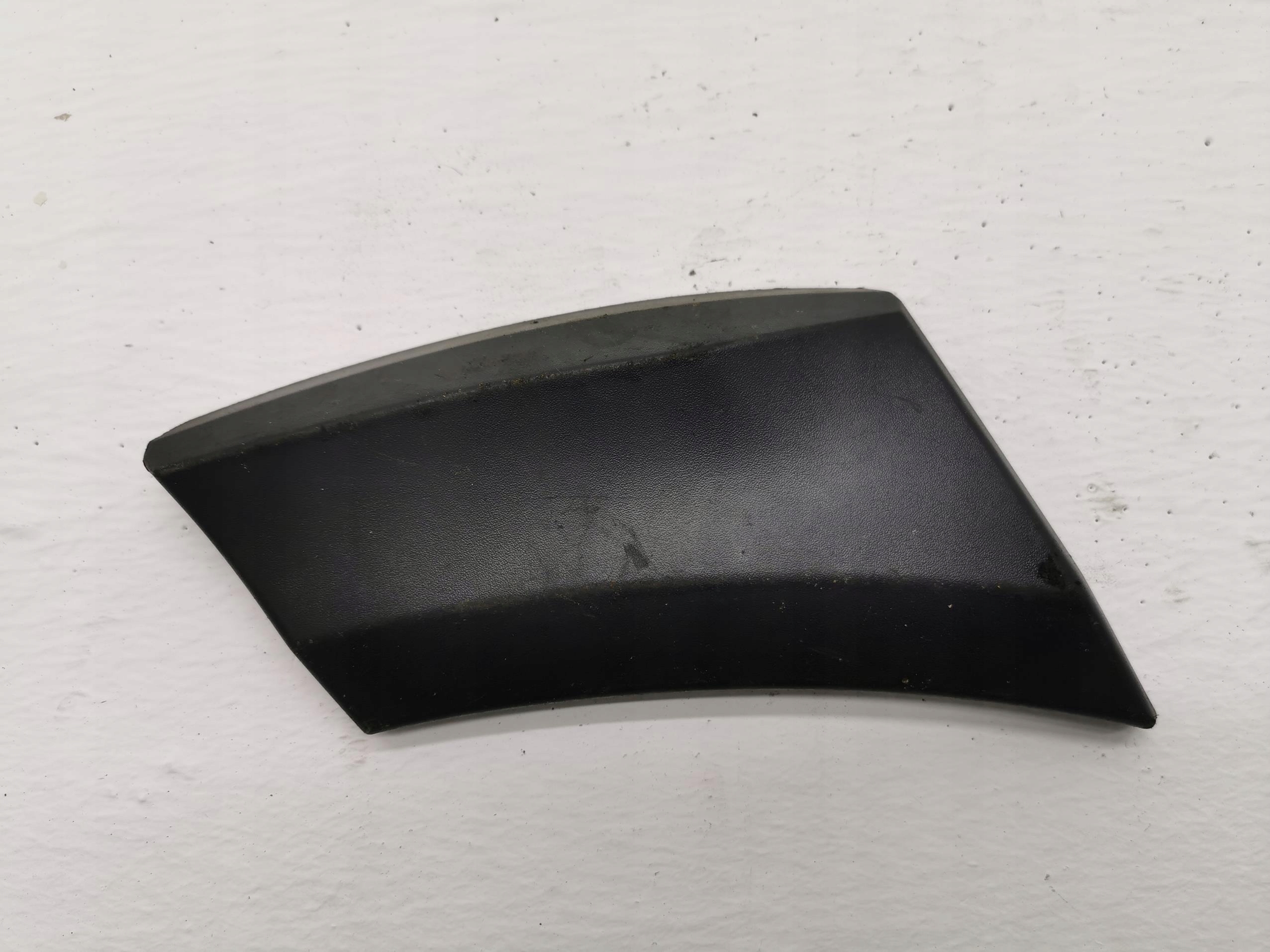 Moulage Aile MERCEDES SPRINTER W906 A9066902662