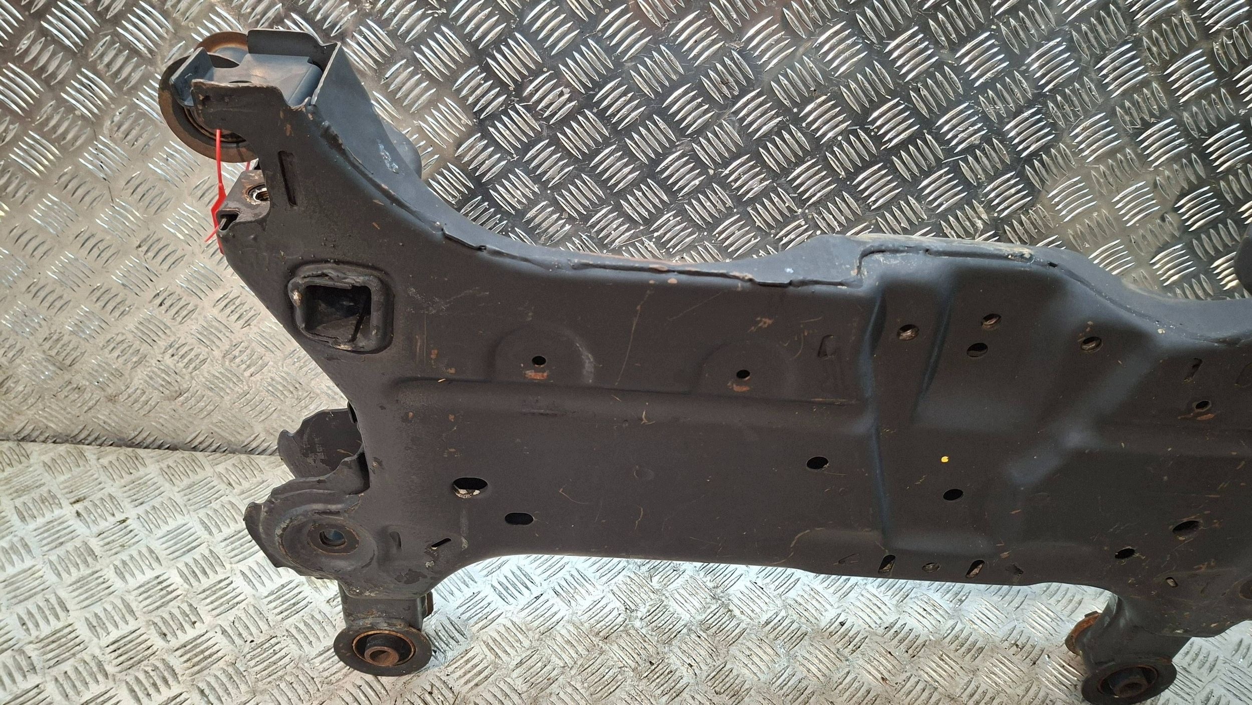 axle beam front FIAT FREEMONT 2.0 JTD 4X4 2011