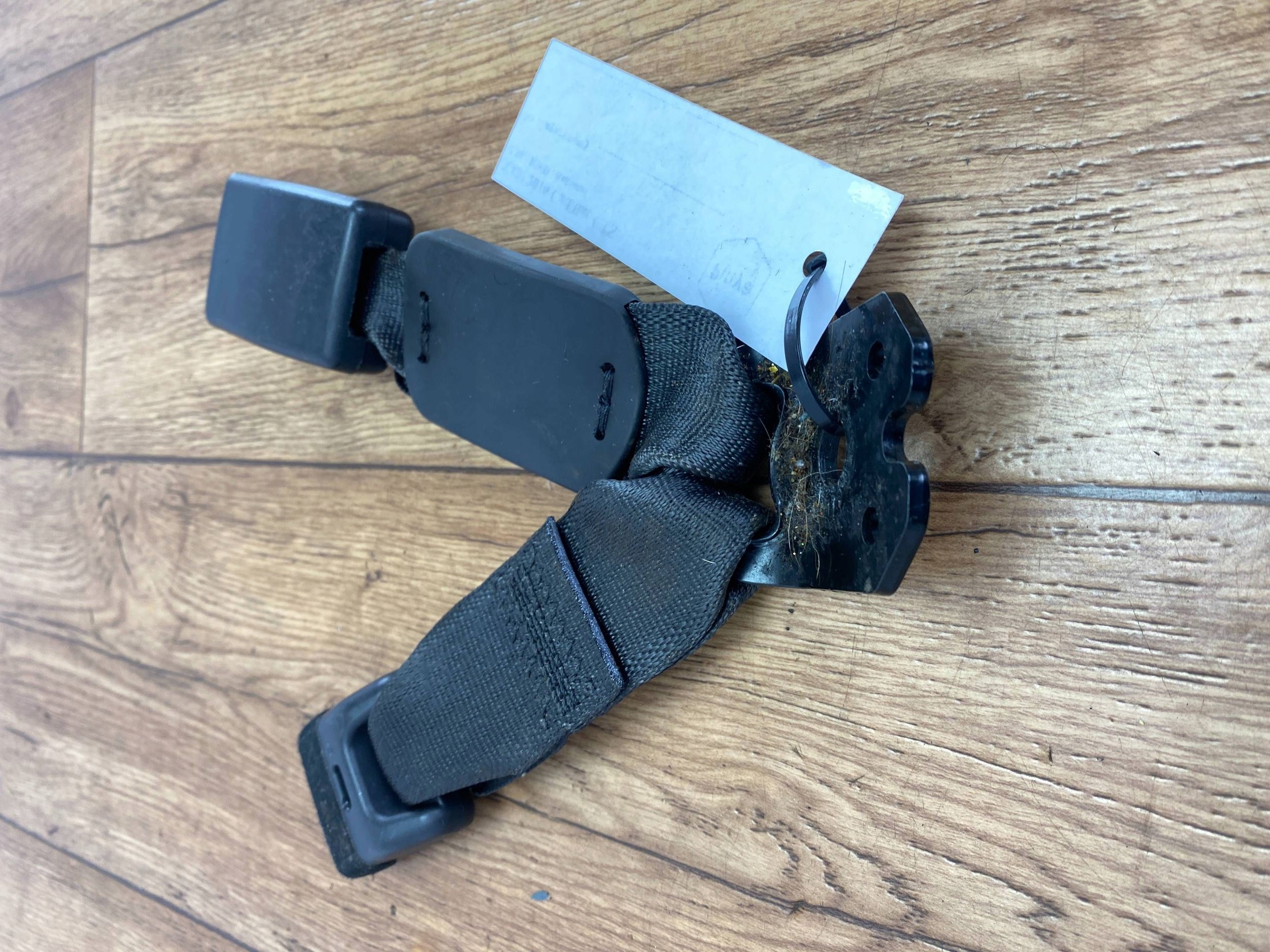 крепление ремня заднего Cadillac CTS III 2014+