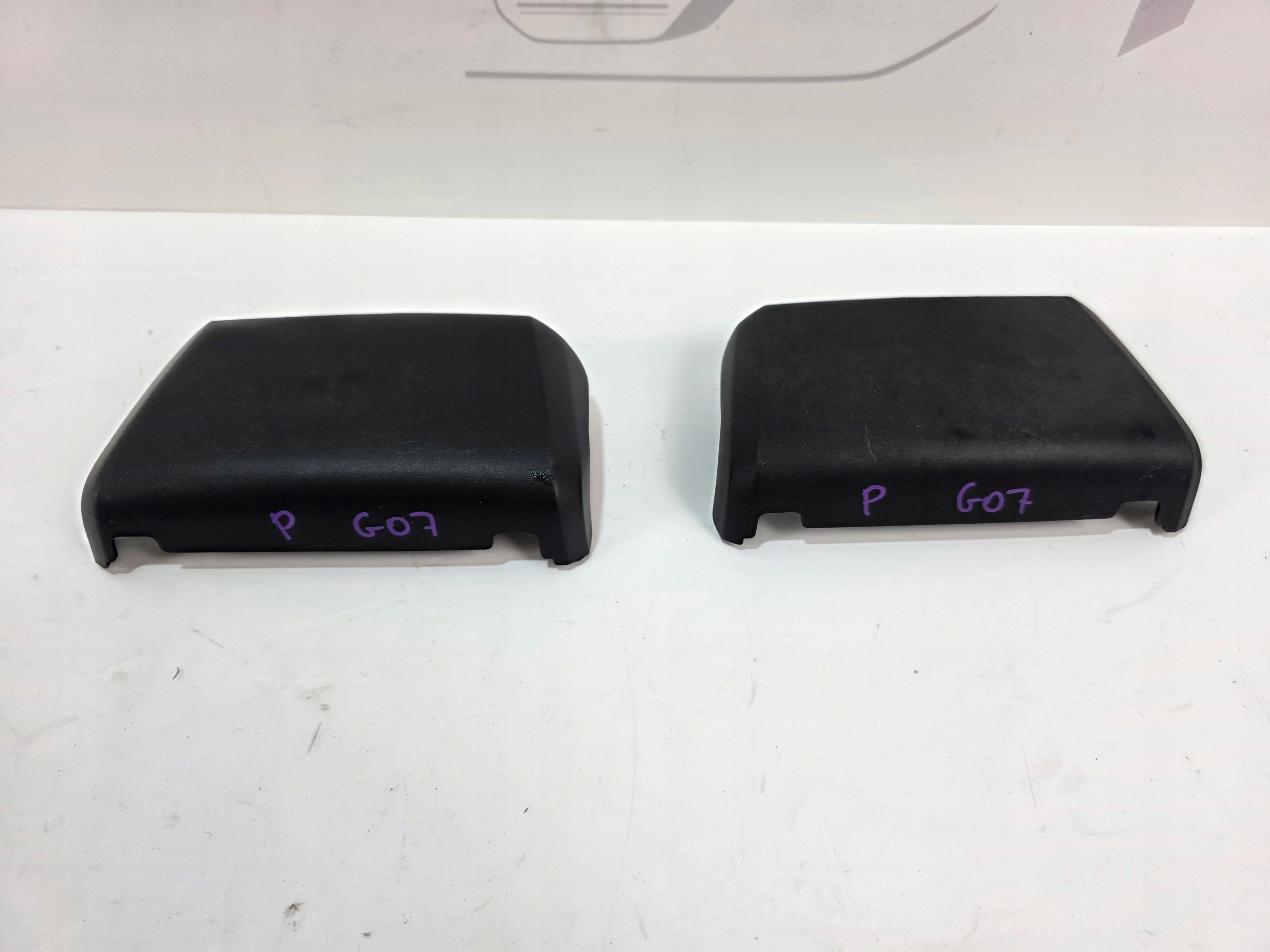 cover seat right front BMW X7 G07 LCI 7444346