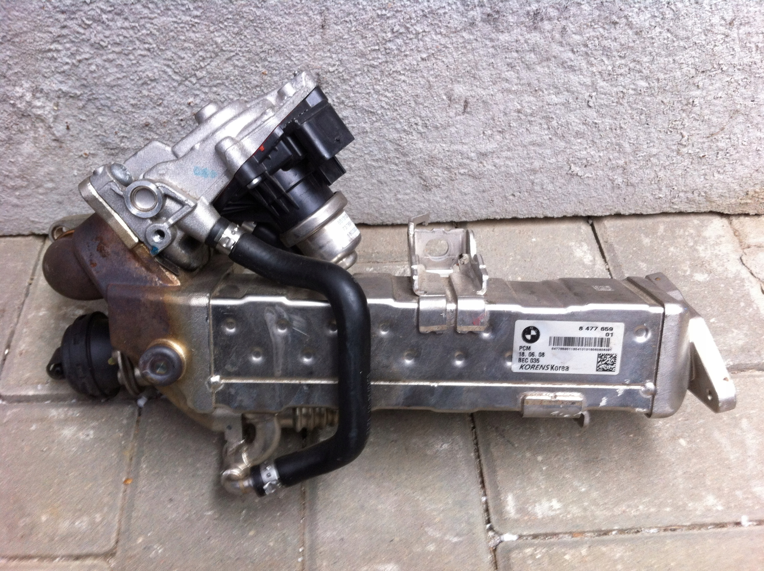 BMW 3 F30 F31 8477659 радиатор рециркуляции ОГ