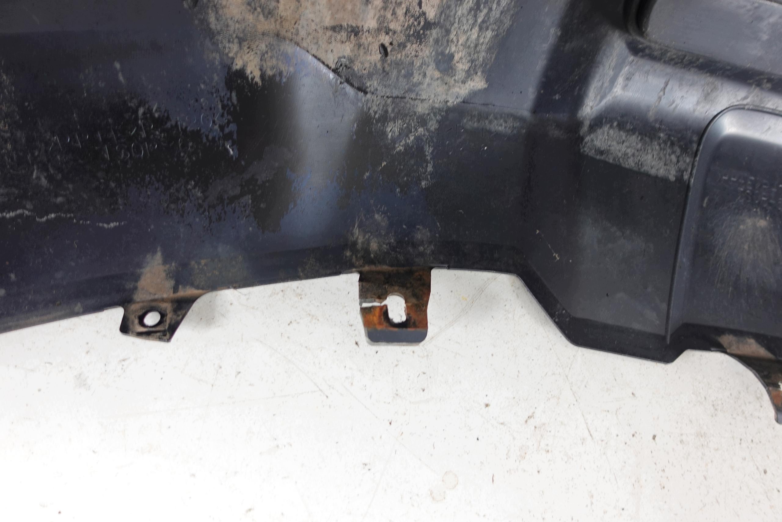 bumper front front TOYOTA LAND CRUISER 120 J120 03-09 8R4 2003- SZEROKI