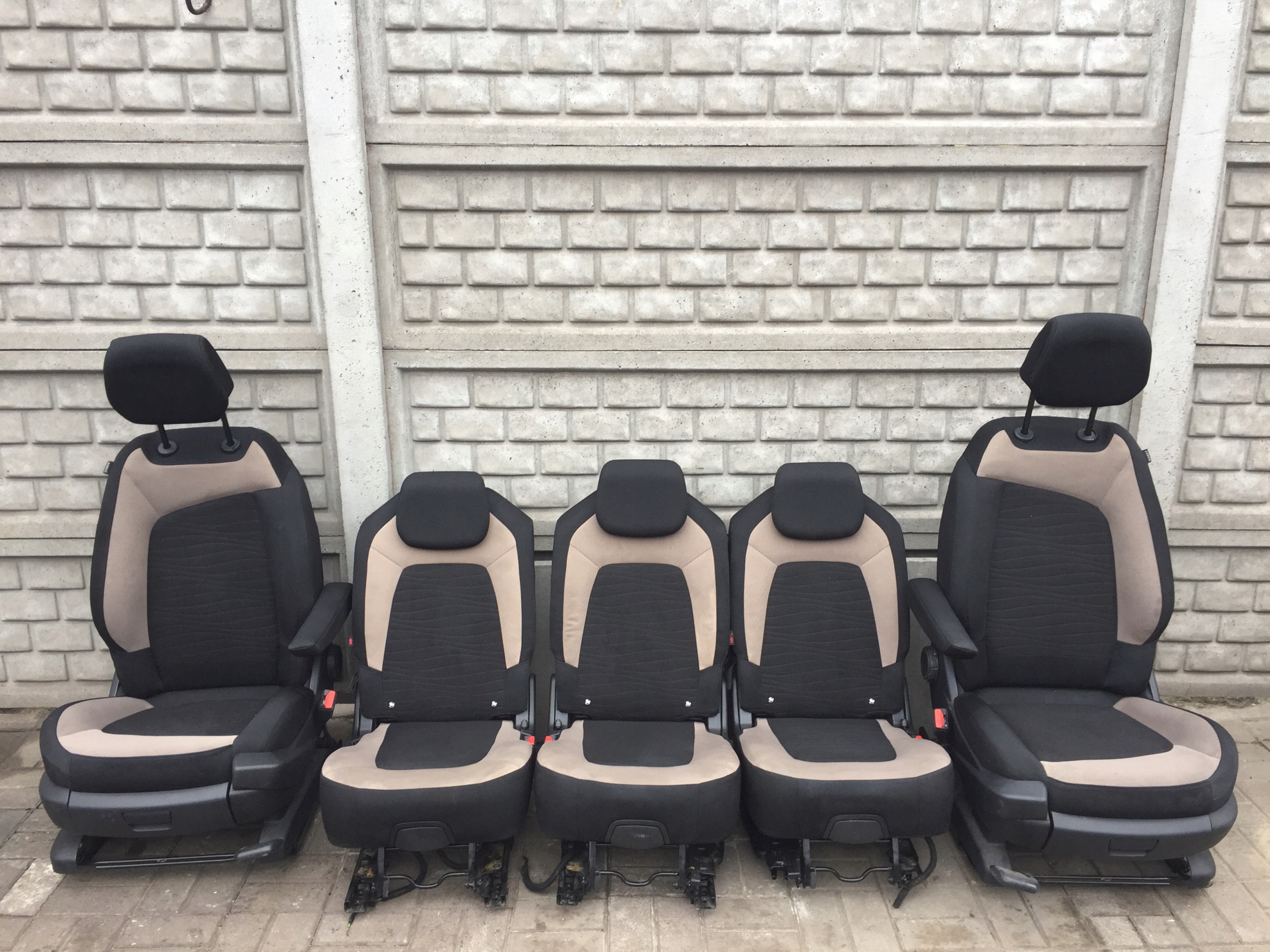 C4 Пікассо II крісло крісла диван Європа