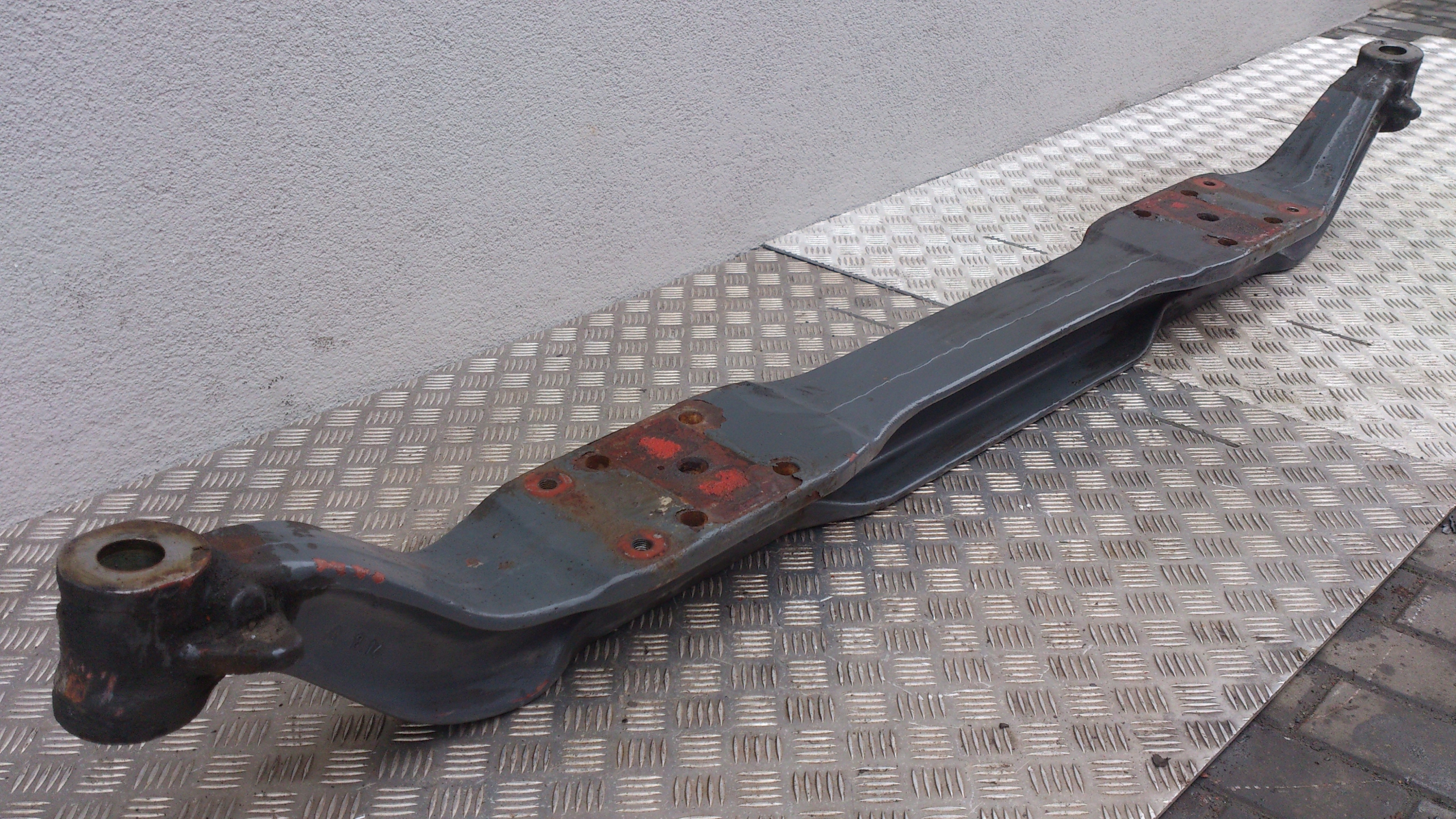 BELKA PRZEDNIA PRZÓD DAF XF 106 Typ samochodu Samochody ciężarowe