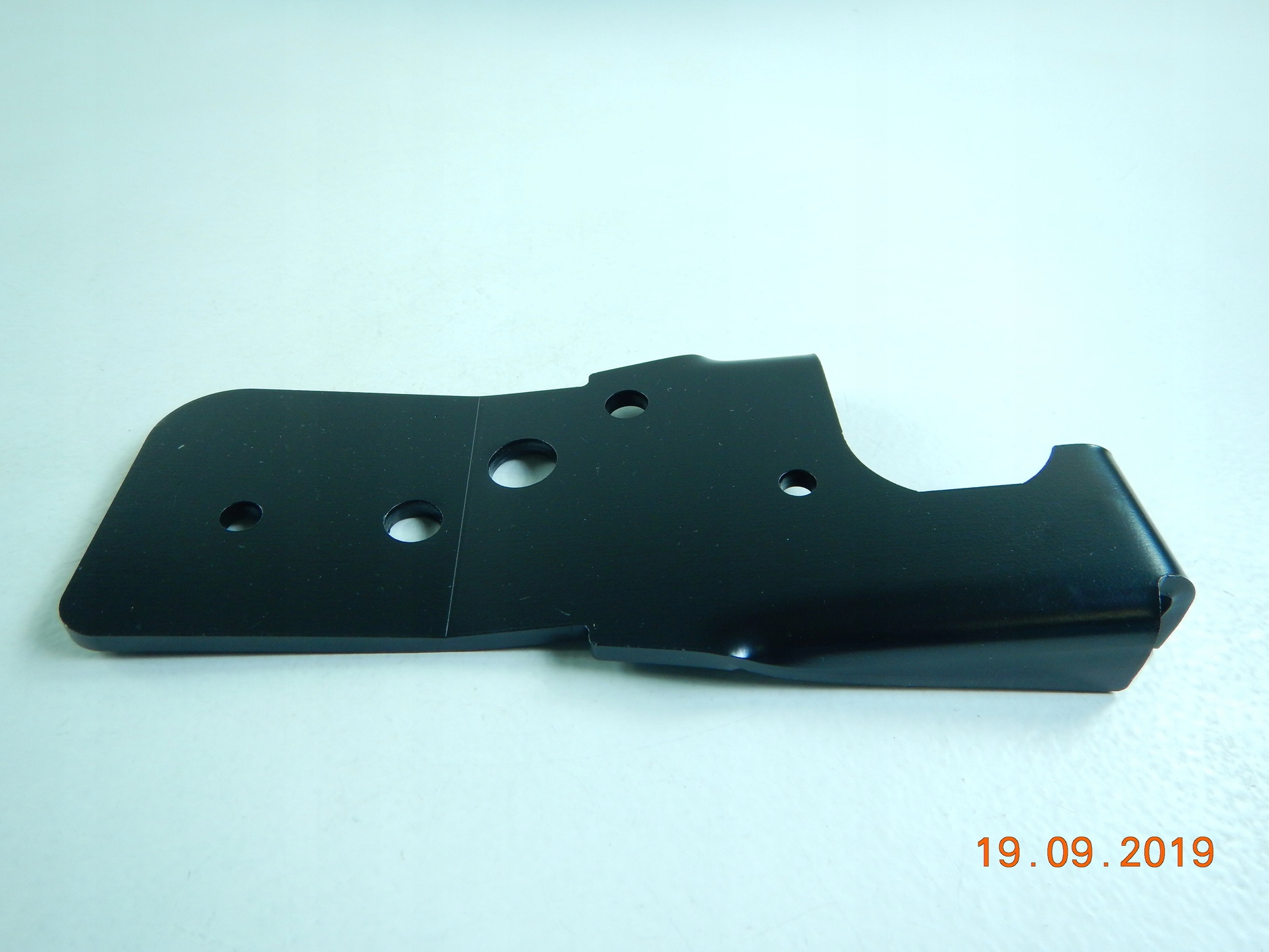 Console Support plaque HAKA FIAT PUNTO 02- / 50901257