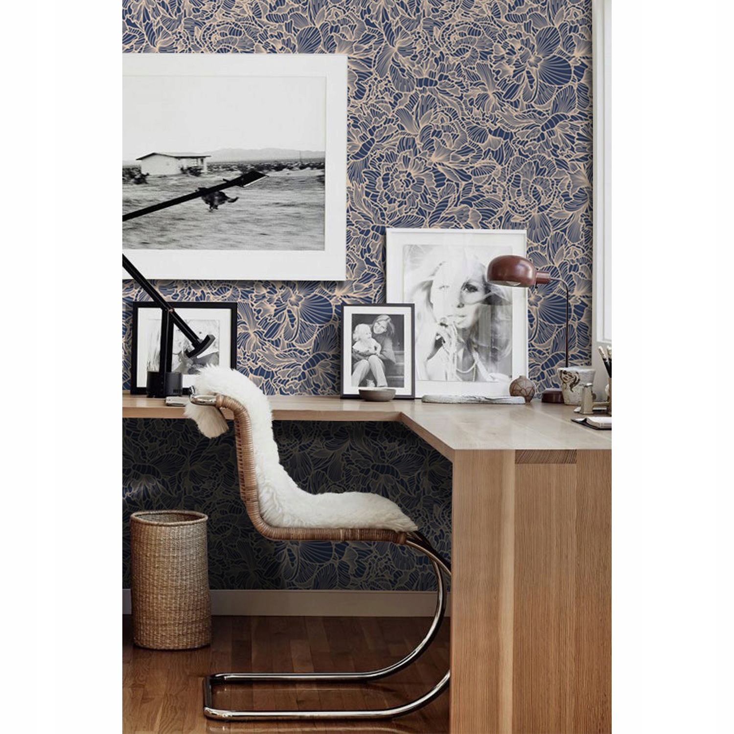 

Tapeta flizelinowa Eleganckie rysy kwitów 104x70