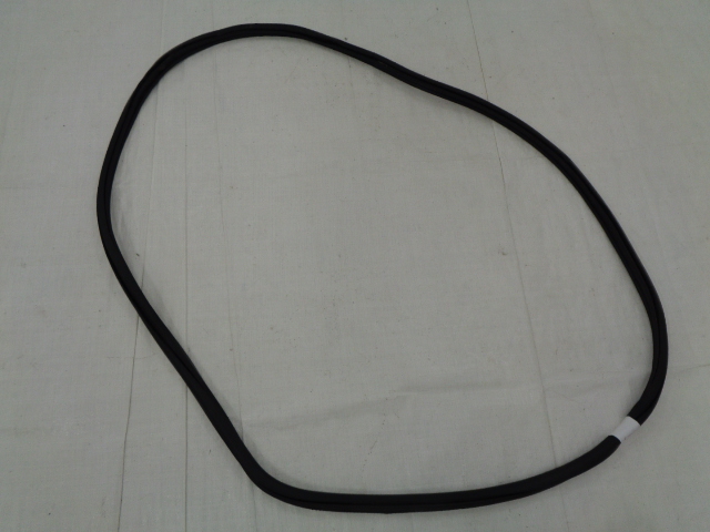 PEUGEOT 308 T9 USZCZELKA DRZWI LEWA PRZEDNIA