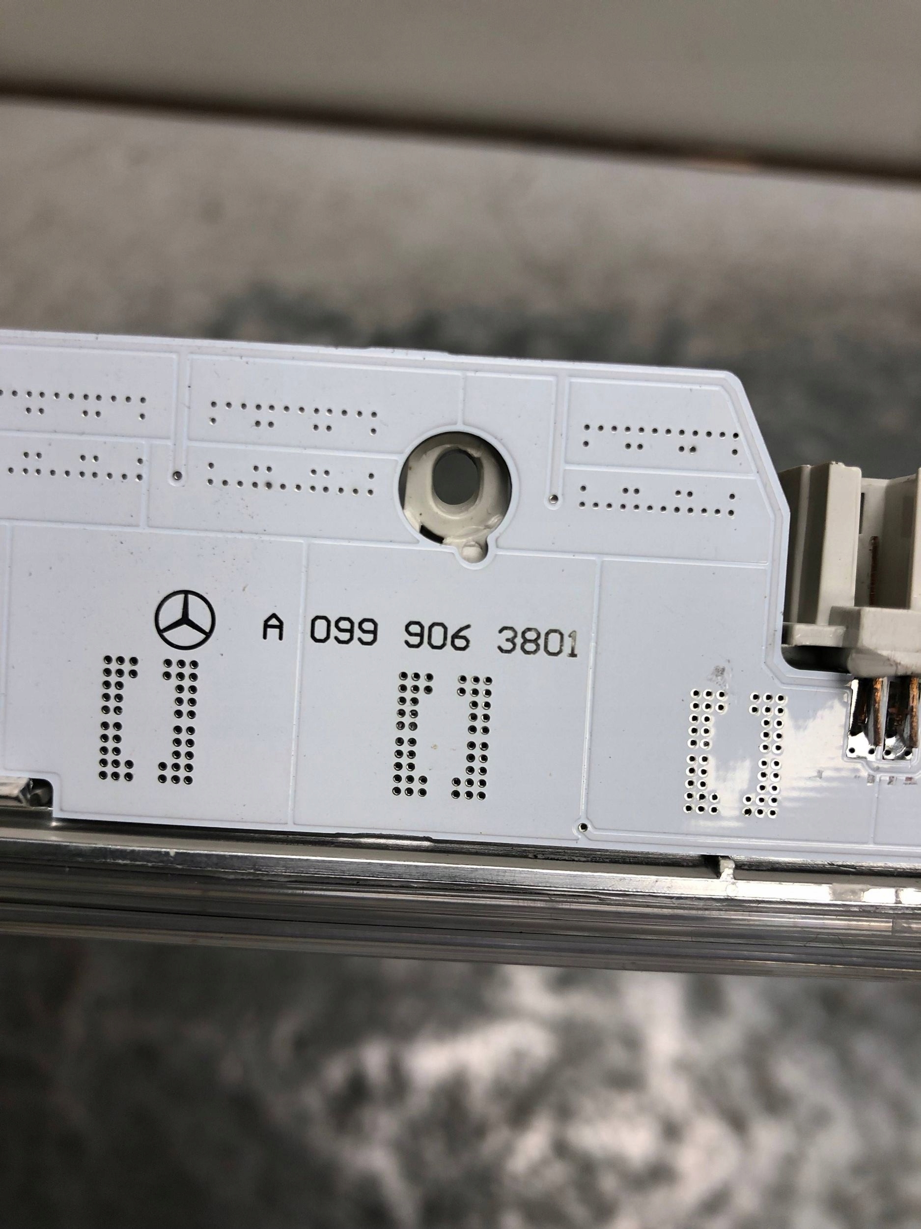 TRZECIE light STOP MERCEDES GLC W253 A0999063801
