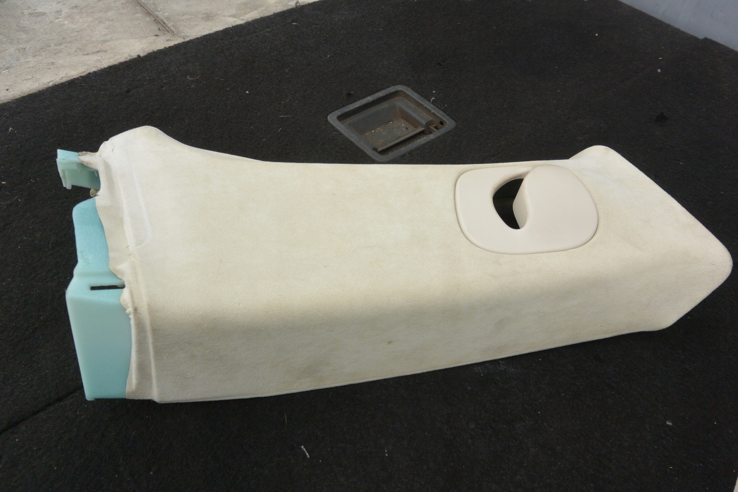 cover SLUPKA central right left TESLA MODEL S