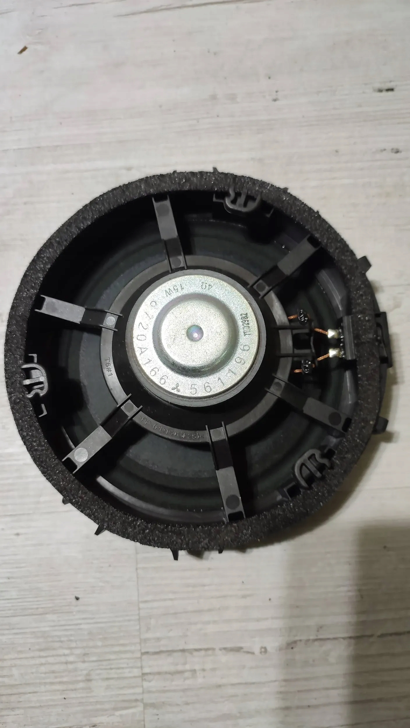 Mitsubishi ASX 18r. 1.6DiD rear part side right speaker
