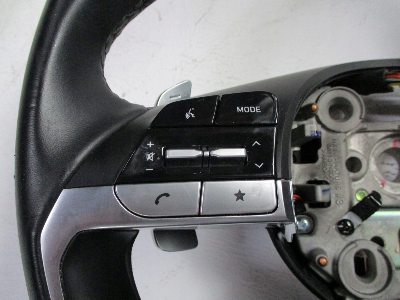 Volant Hyundai Tucson IV