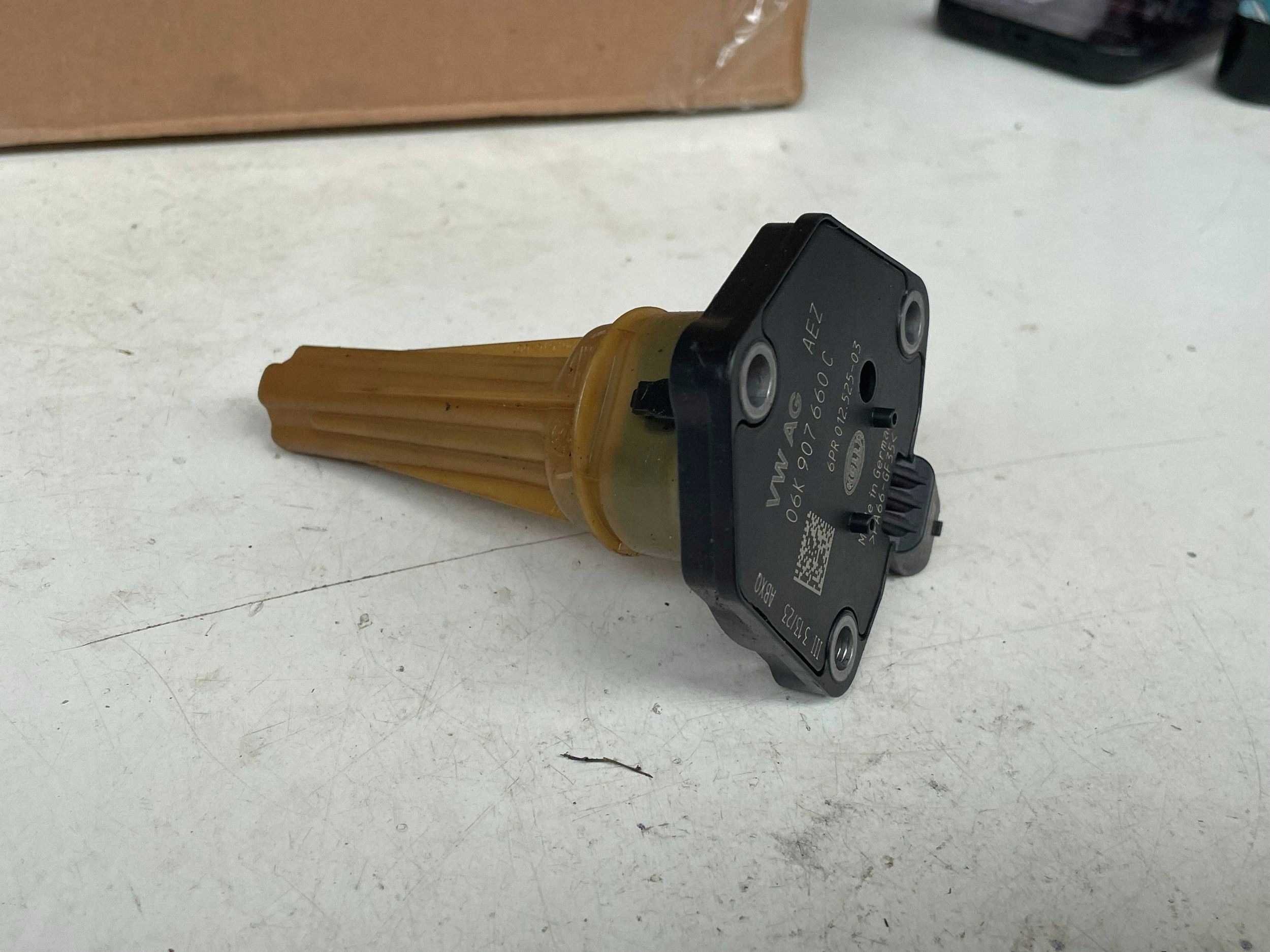 sensore Livello olio AUDI Q3 F3 06K907660C @M