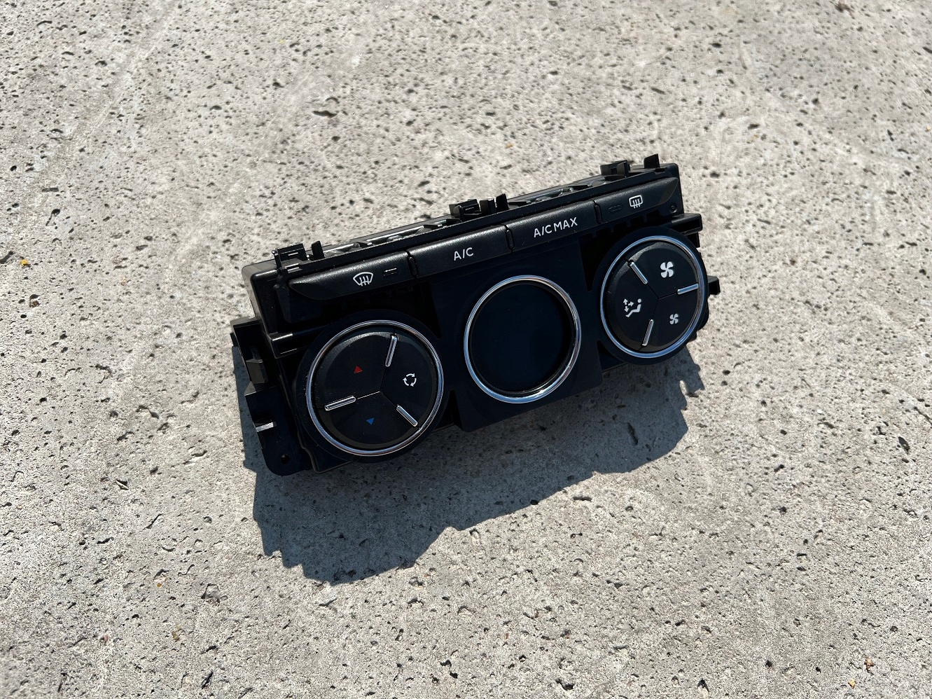 5P4441100 - МОДУЛЬ CLIMATRONIC CITROEN C-ELYSEE PEUGEOT 301 18R