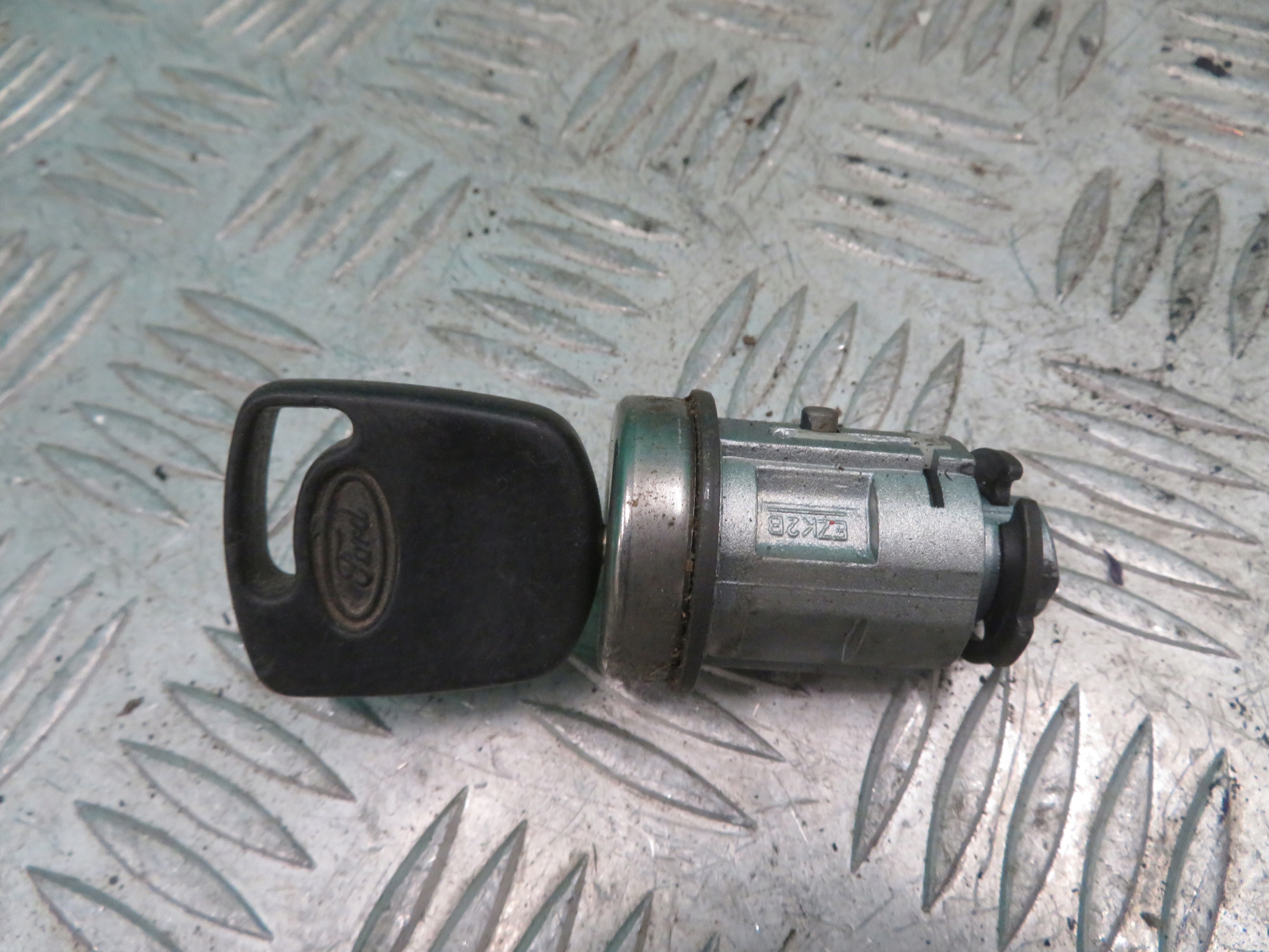 ignition key WKLAD FORD TRANSIT MK7