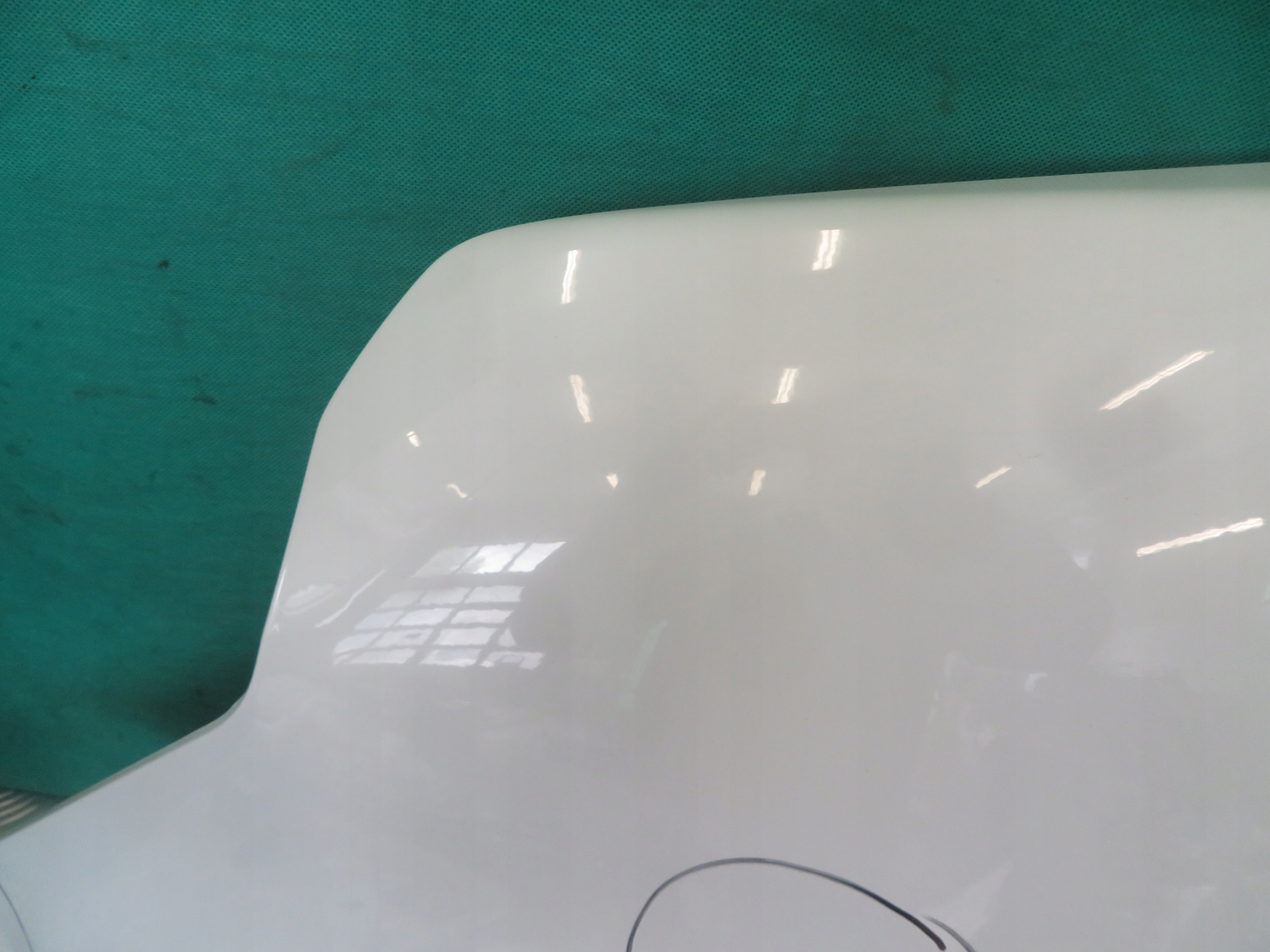 fender left front NISSAN INTERSTAR 23R