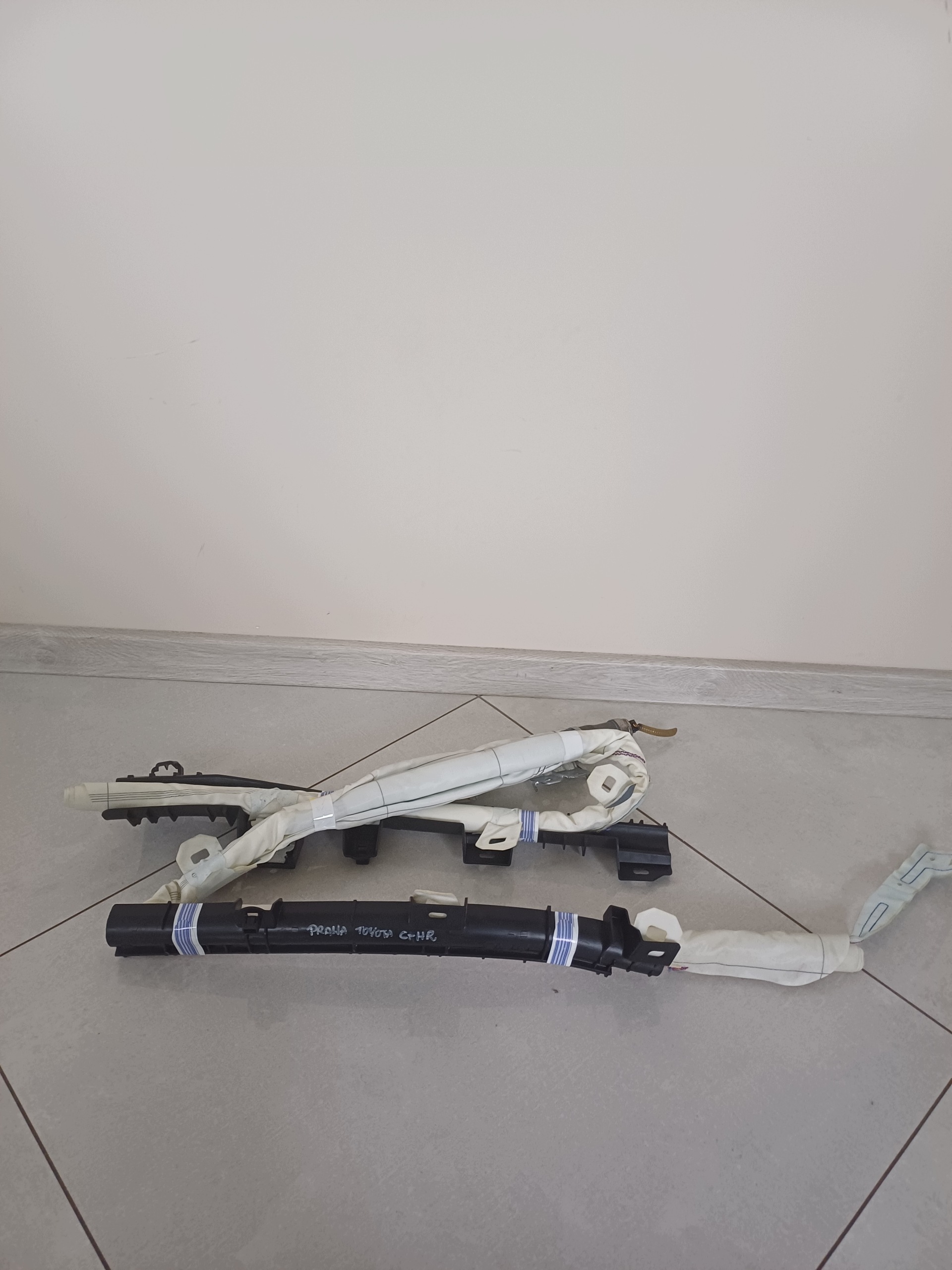 dachvorhang airbag rechts TOYOTA C- HR
