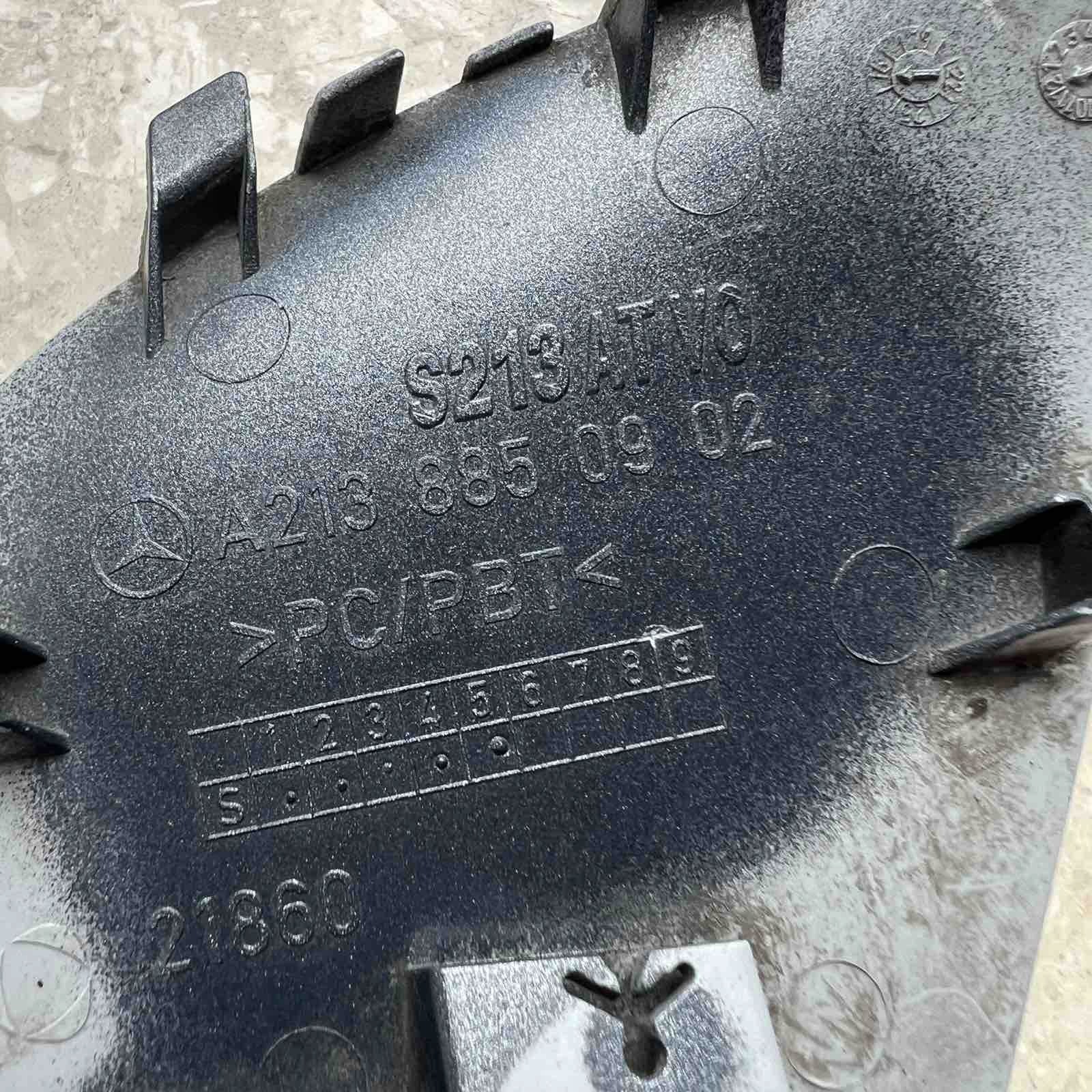 MERCEDES W213 E-KLASA Abschleppöse der Stoßstange vorne A2138850902