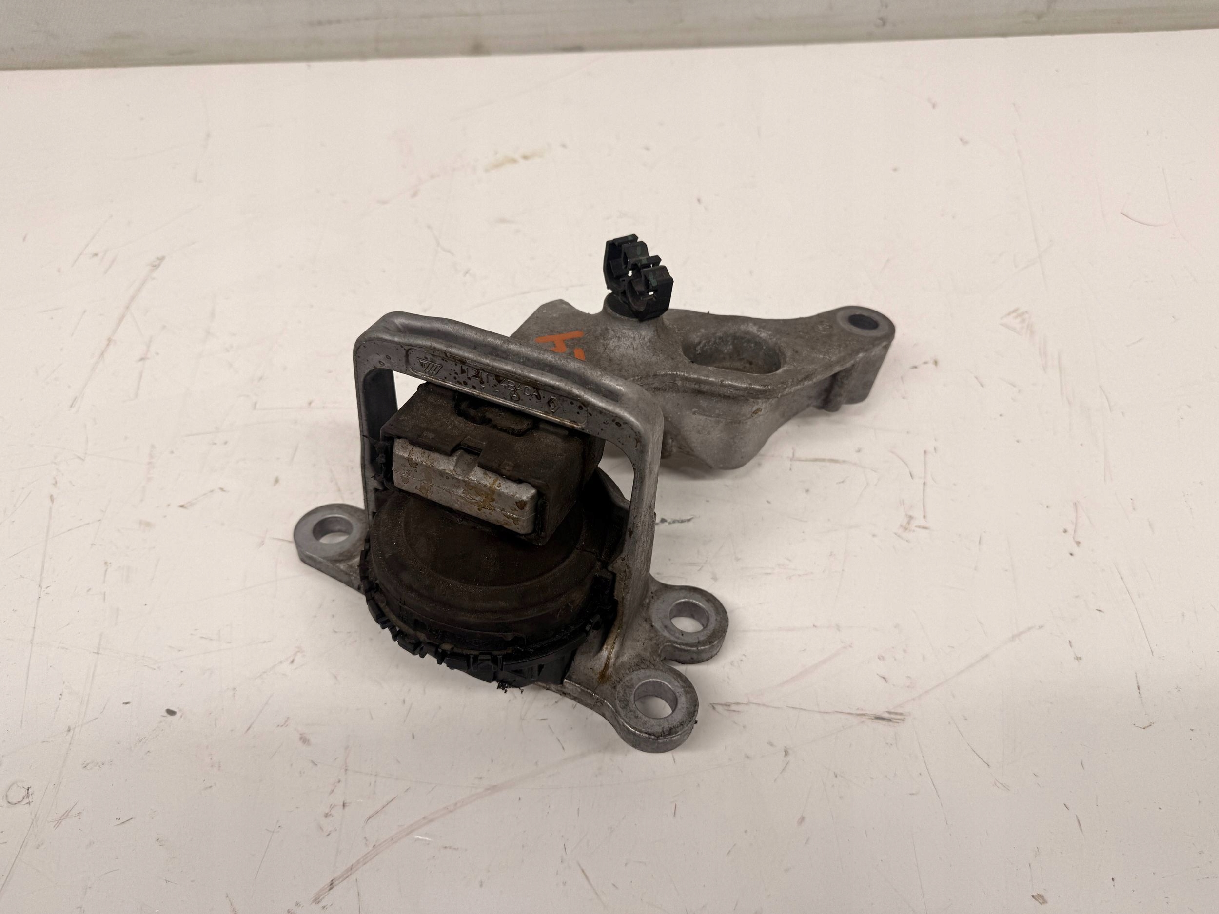 Renault Grand Scenic IV 1.6 dCi engine mount 112114BA0A