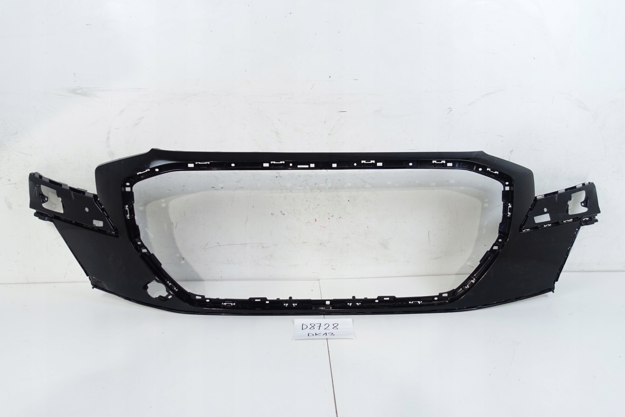 frame grille of a bumper front AUDI Q4 E-TRON 2020- 89A807725A
