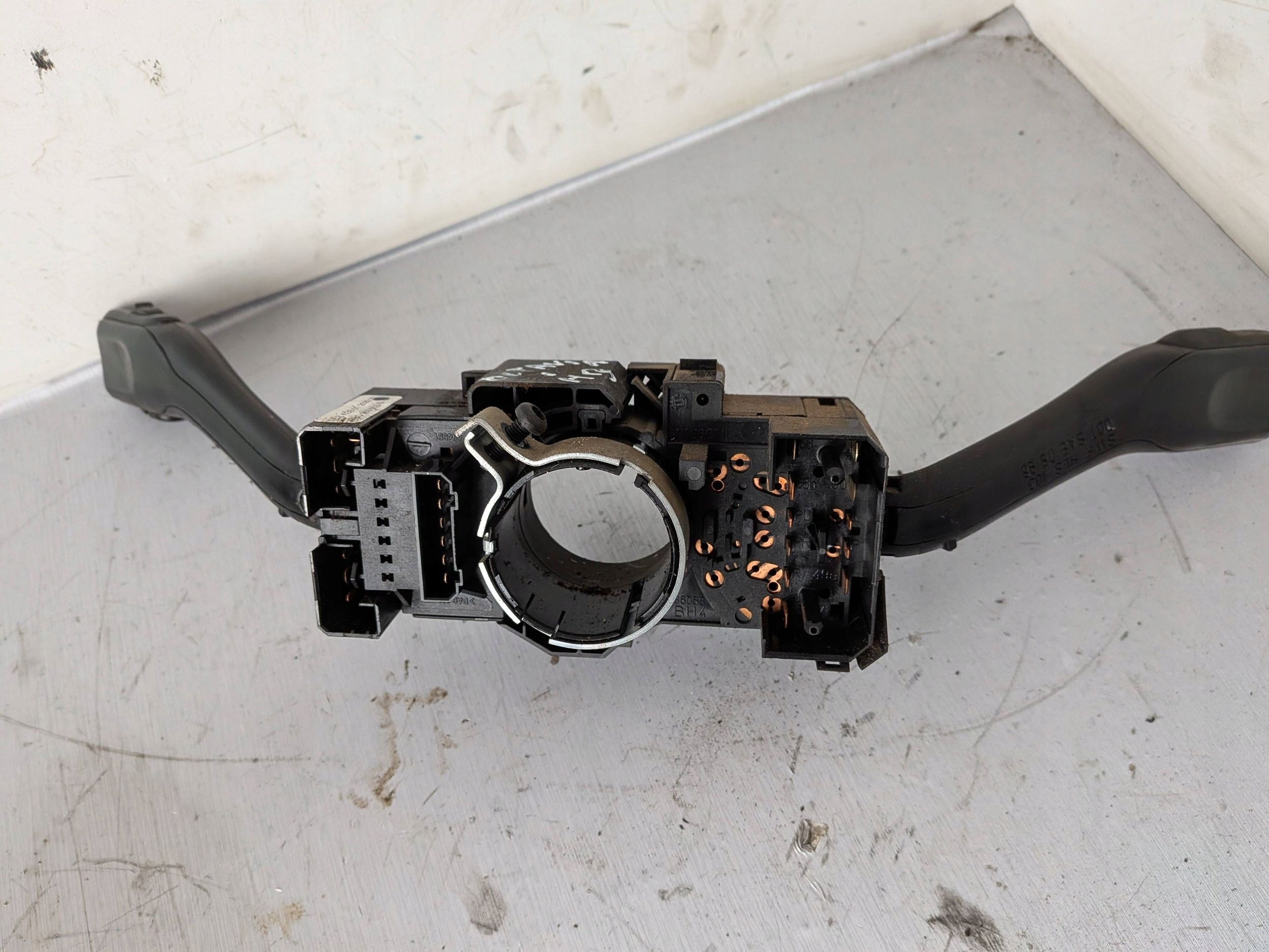 DEVIO LUCI TERGICRISTALLO TERGI Skoda Octavia e Mk1 4B0953503G Europa