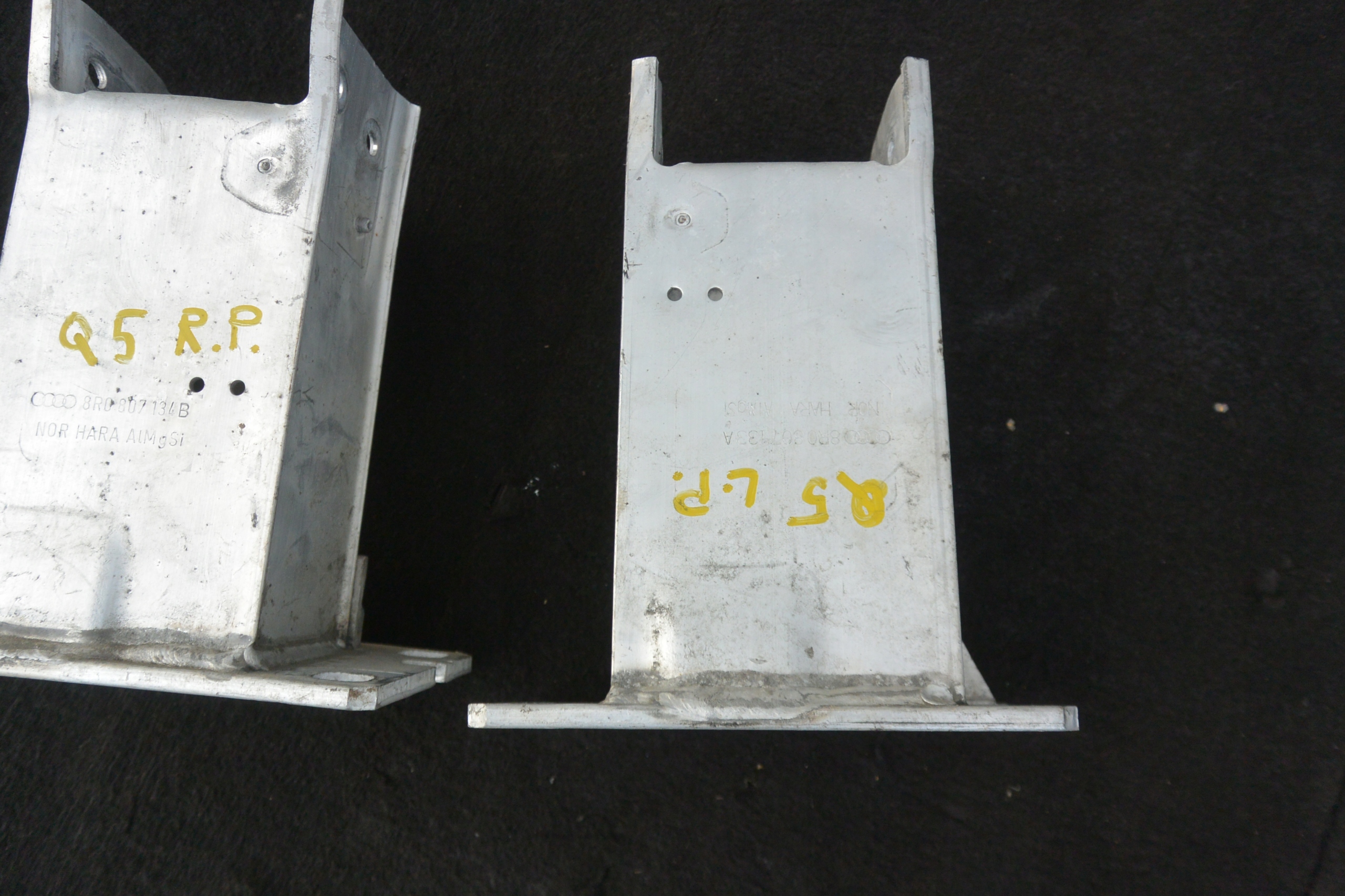 AUDI Q5 8R beam tip left right 09-17