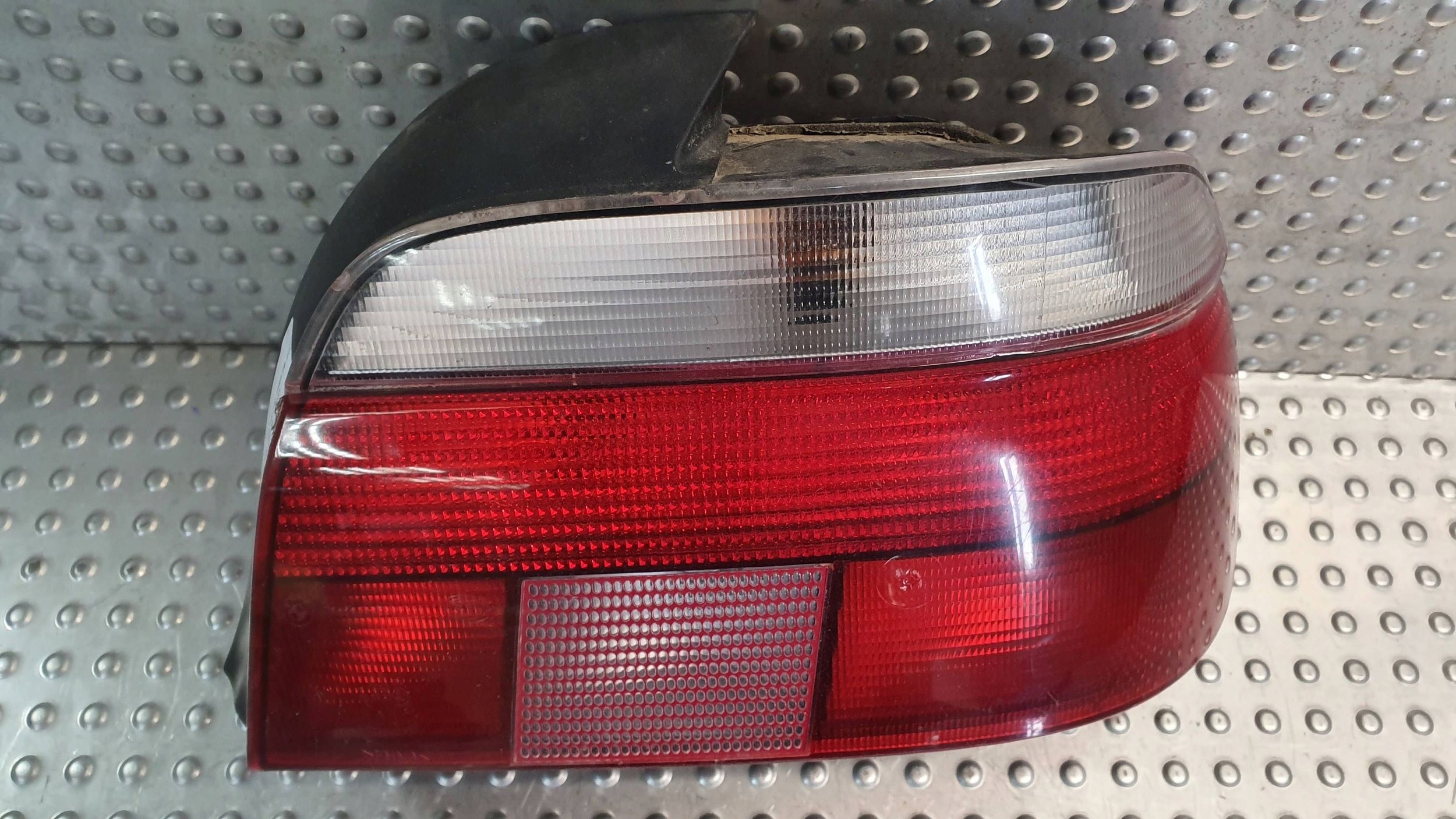 light rear part right BMW 5 E39 sedan 95