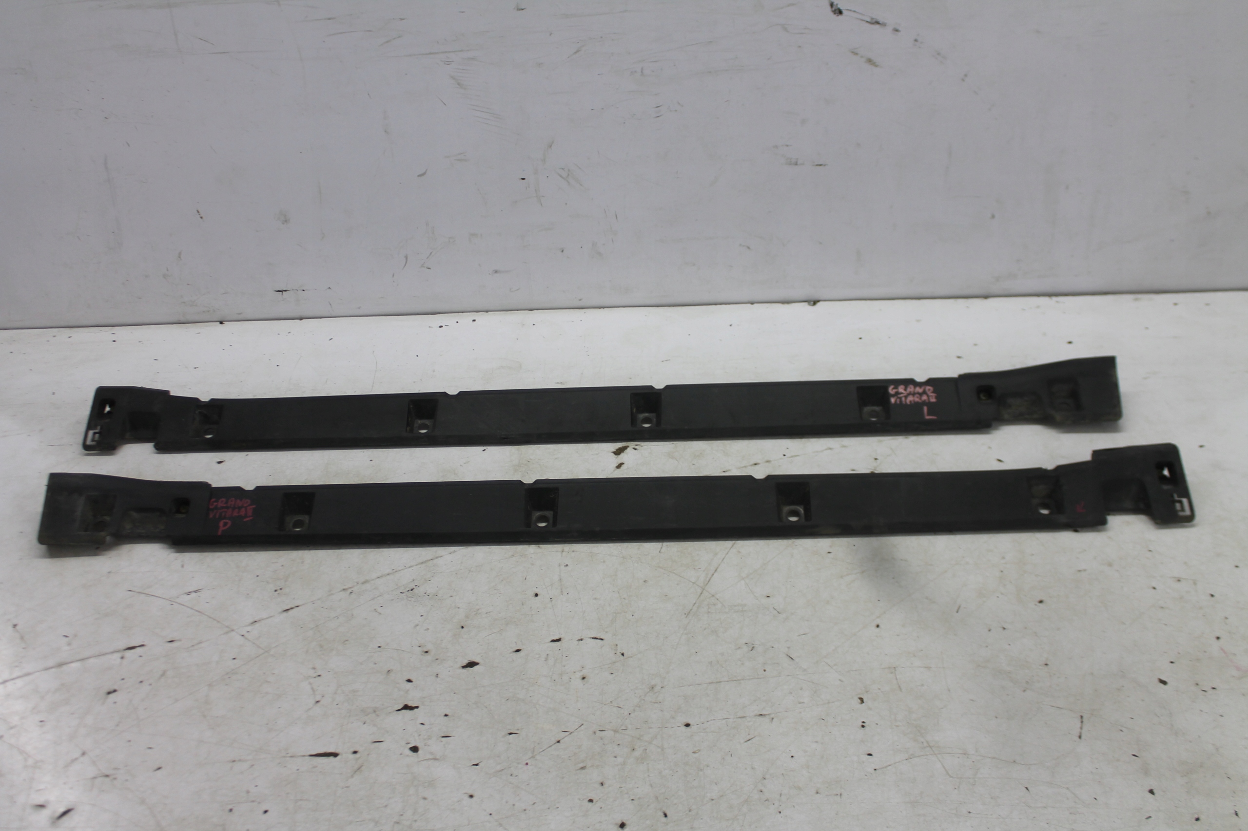 moulding cap threshold right GRAND VITARA II ZJ3
