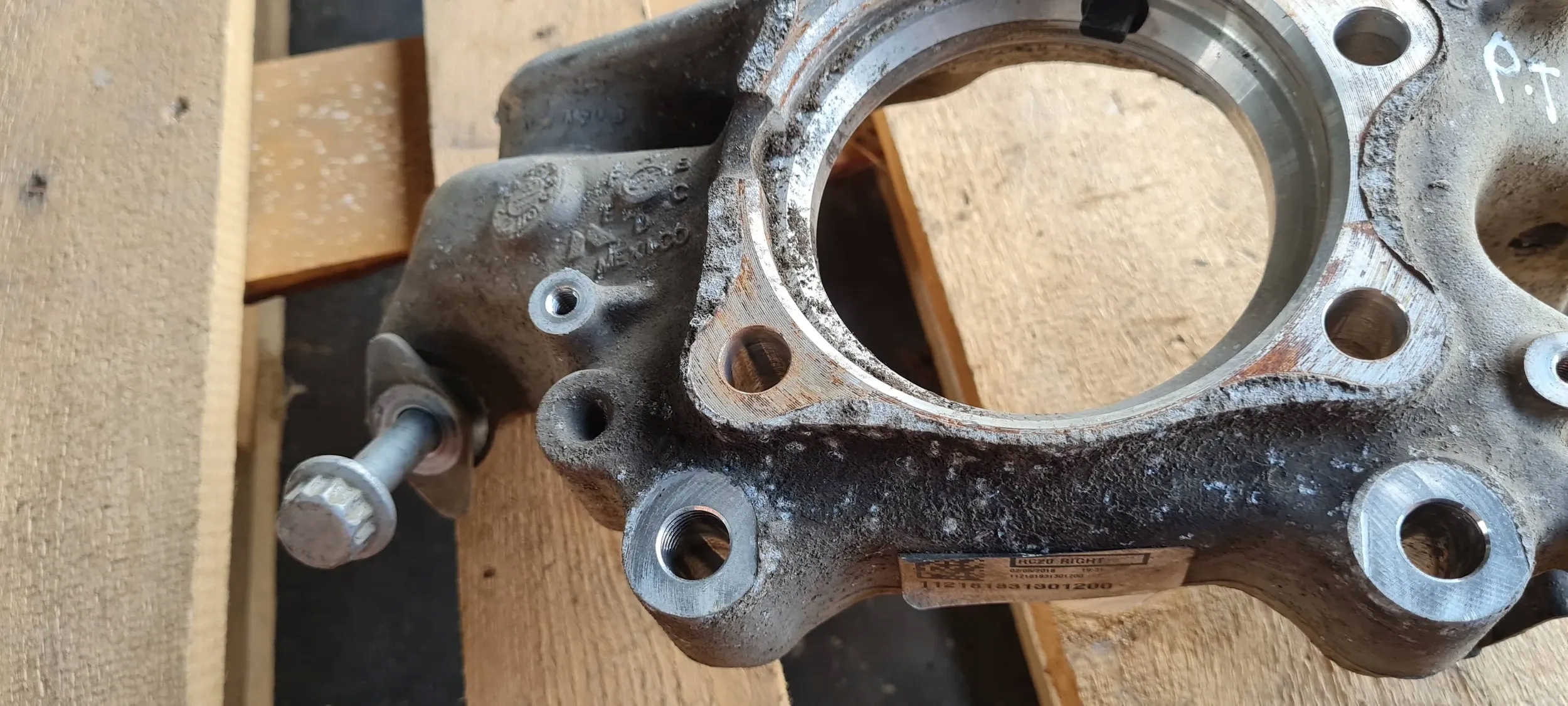SQ5 Q5 80A swing right right rear part 80A505460B