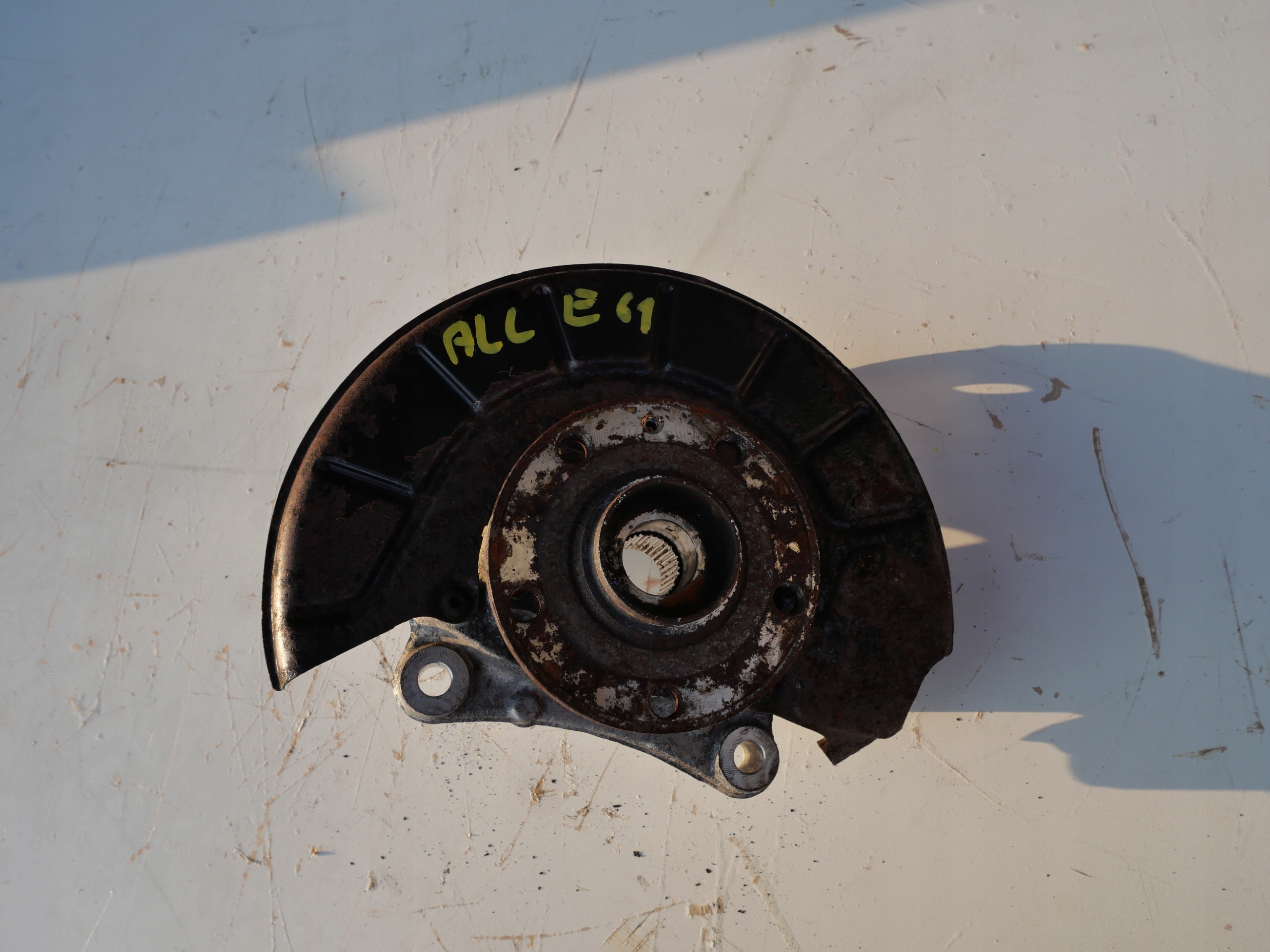 swing left front VW PASSAT B6 3C0407257F