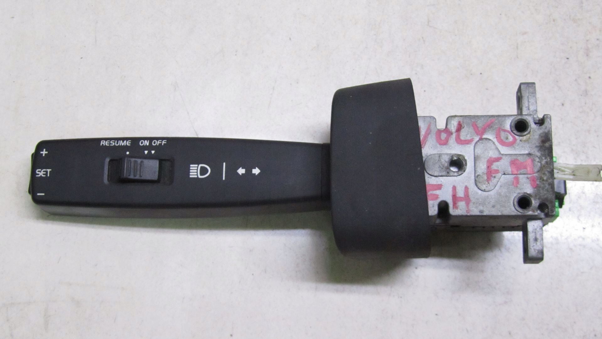 VOLVO ФШ FM РУЧКА KIERUNKOWSKAZOW 52