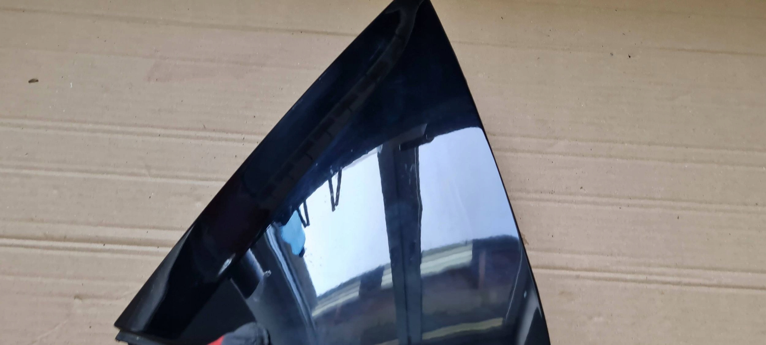 Chrysler Pacifica 2022 cover moulding TROJKAT bonnet right 68227308AD