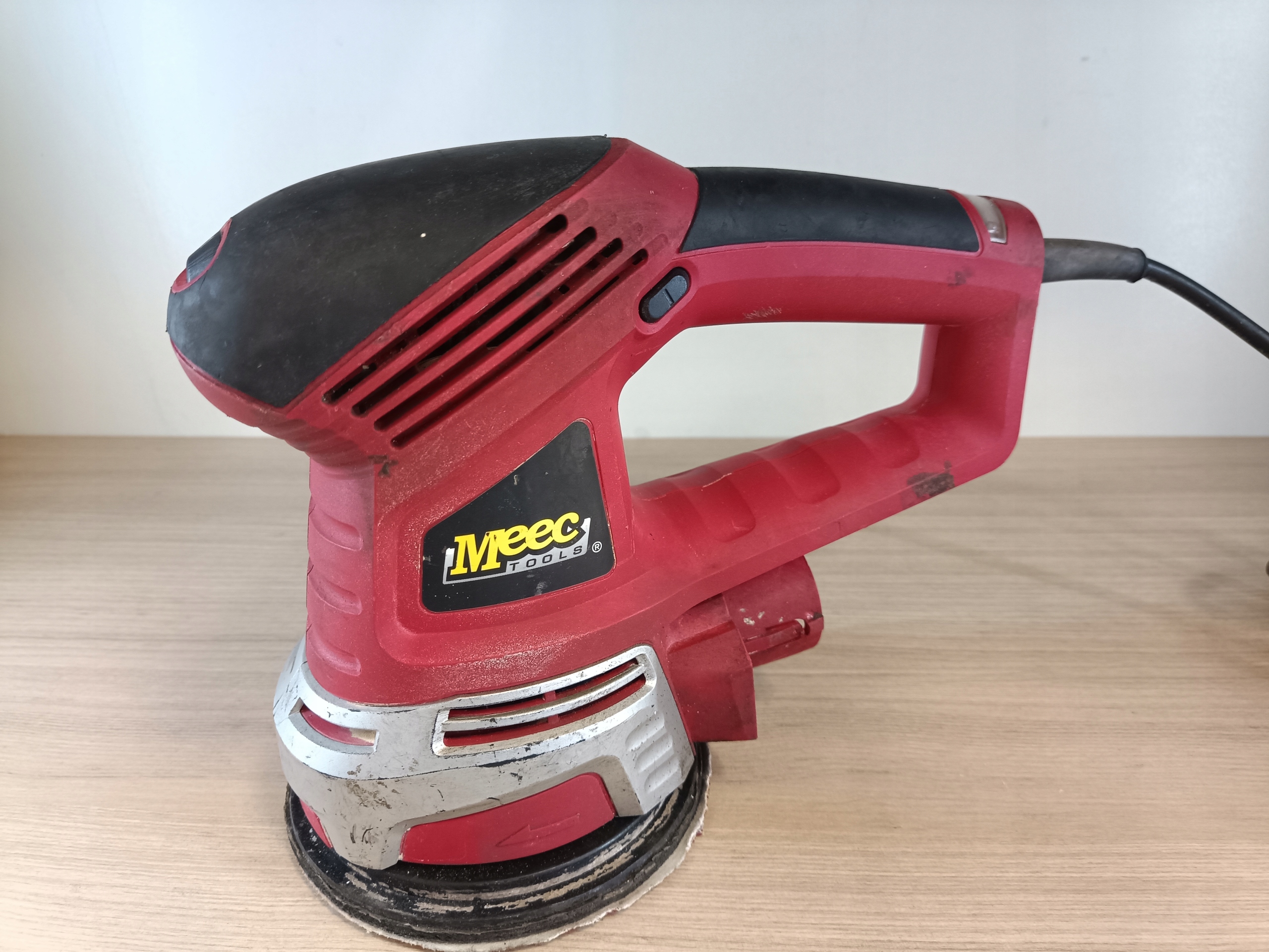 Szlifierka mimośrodowa sieciowa Meec Tools 010-071 420W