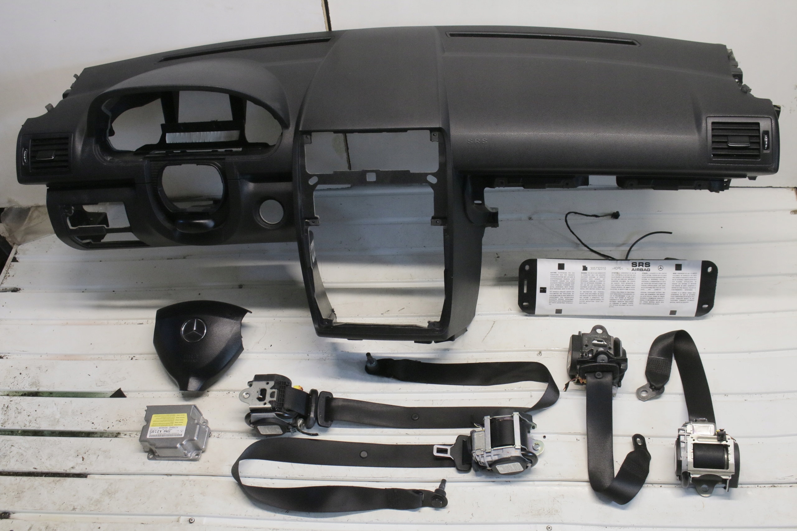 консоль Подушки MERCEDES w169